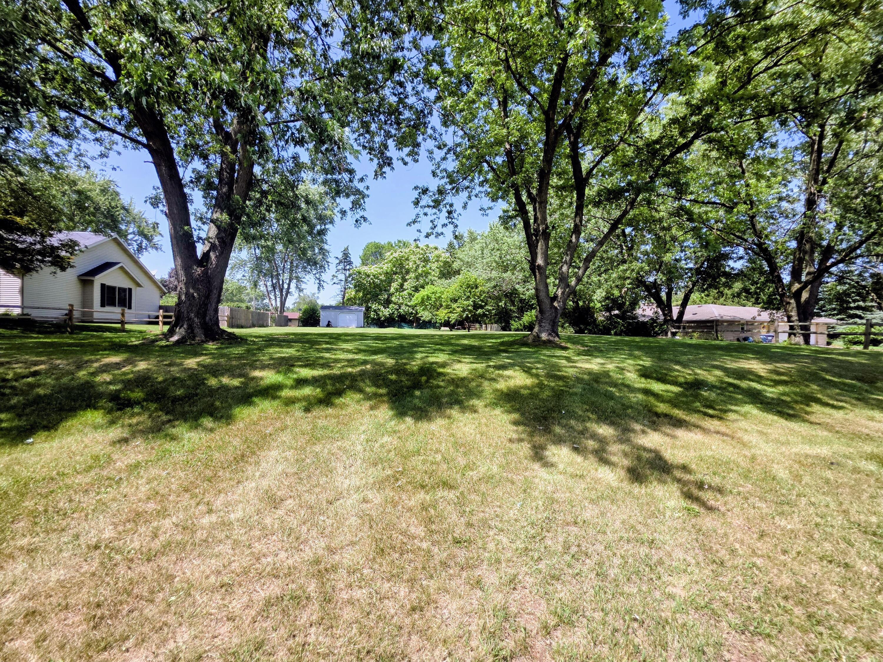6421 Plainfield Avenue Kalamazoo MI 49048