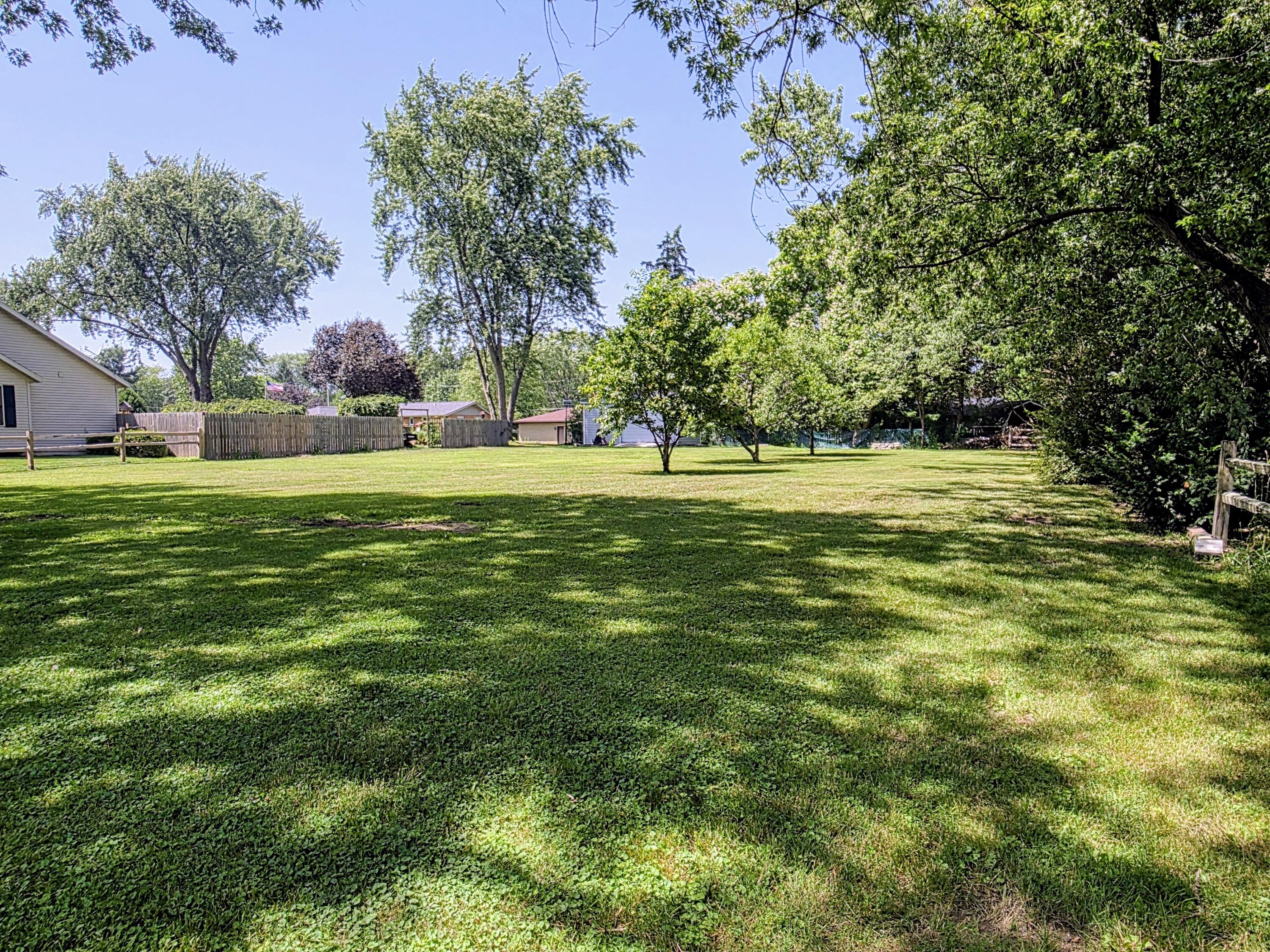 6421 Plainfield Avenue Kalamazoo MI 49048