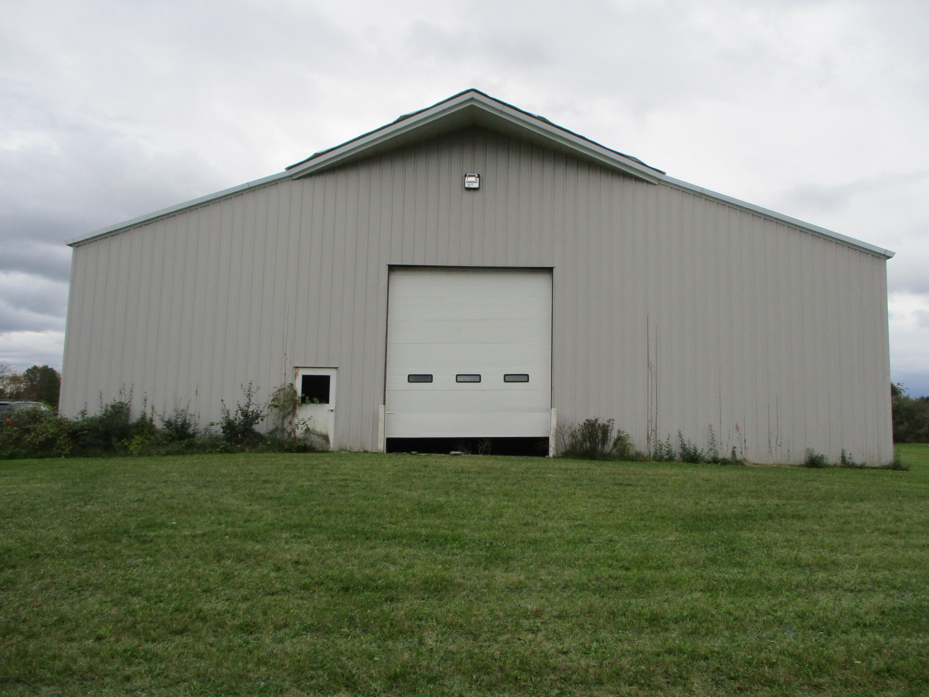 5400 13 Mile Road NE Rockford MI 49341