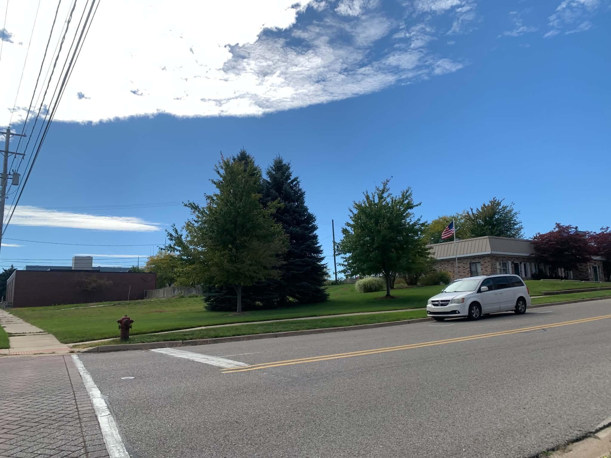 839 Pine Street Muskegon MI 49442
