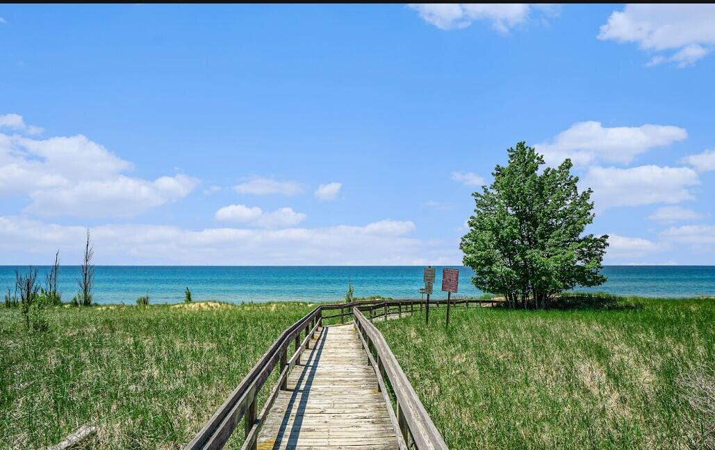 #18 Duneside Trail Muskegon MI 49441