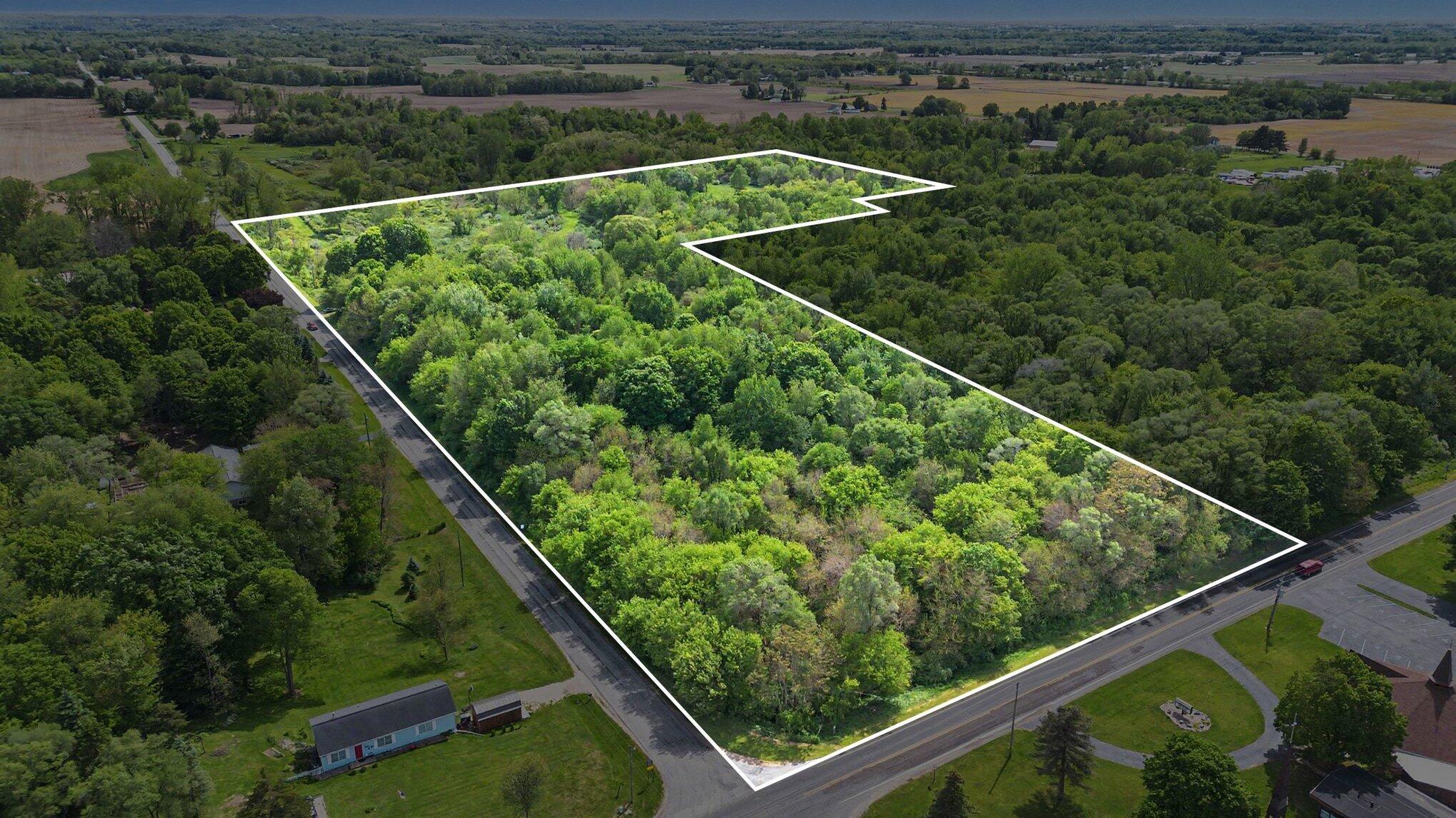 4244 Hillandale Road Sodus MI 49126