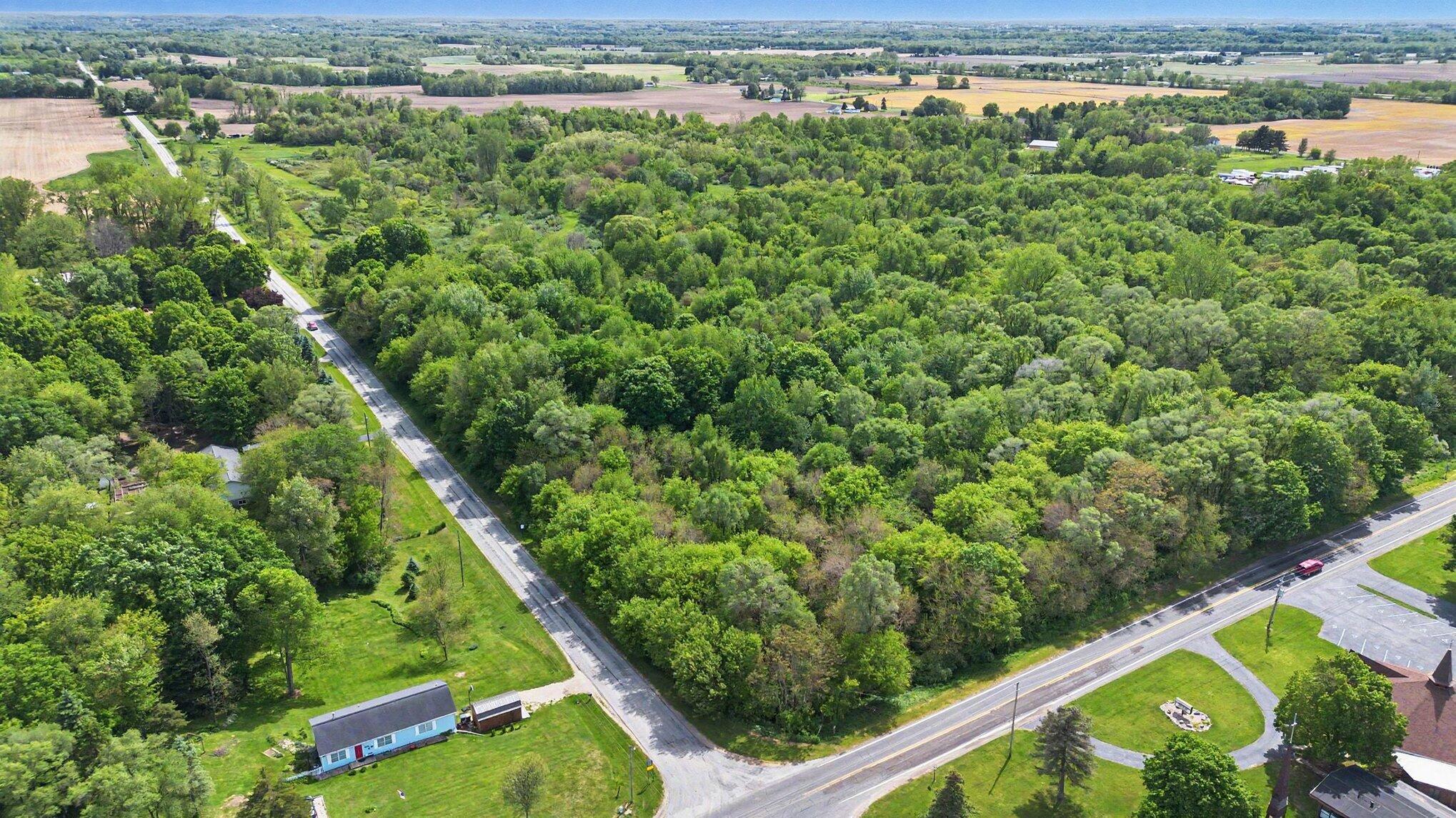 4244 Hillandale Road Sodus MI 49126