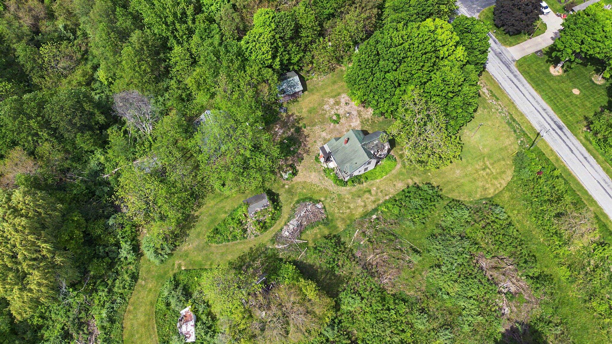 4244 Hillandale Road Sodus MI 49126