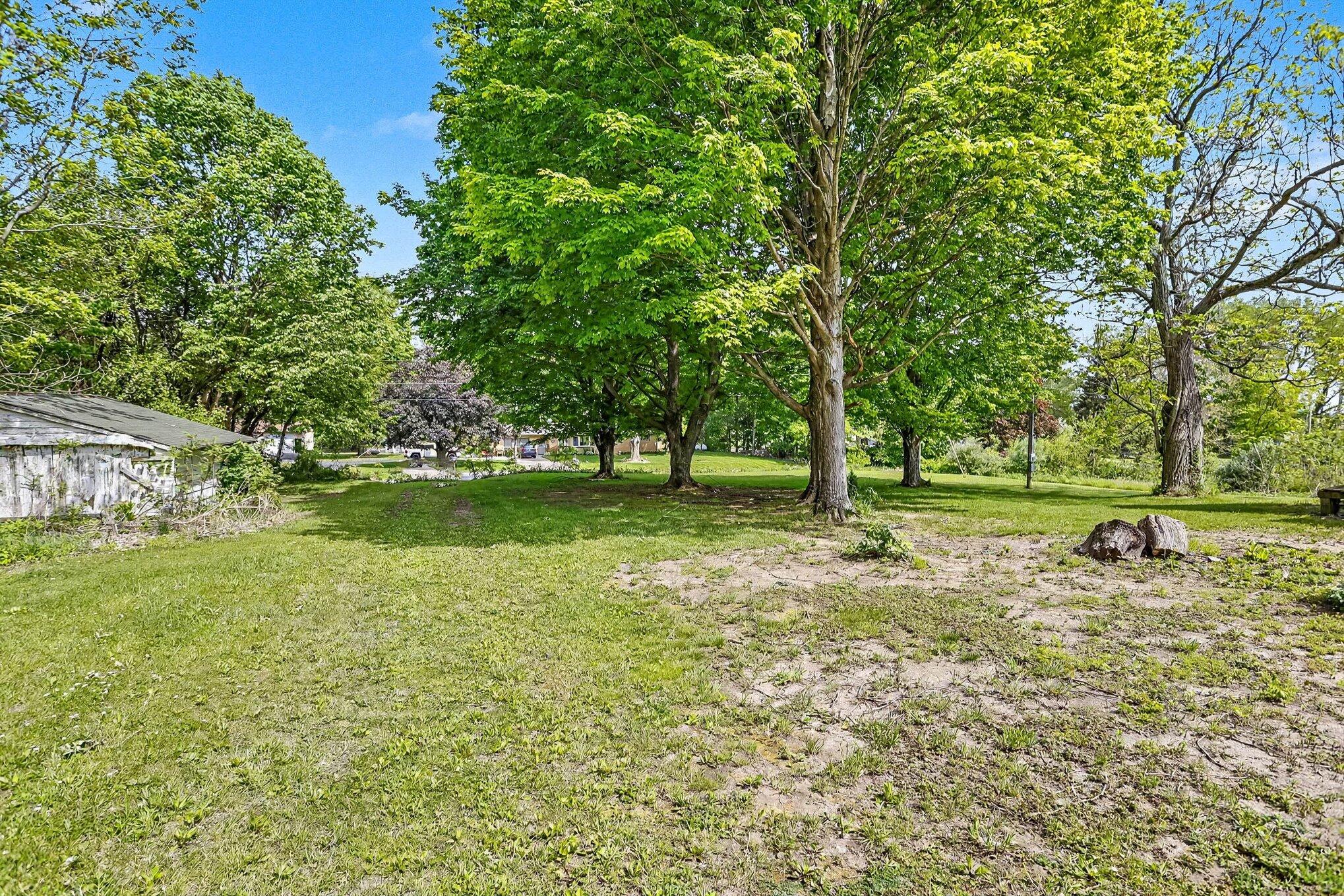 4244 Hillandale Road Sodus MI 49126