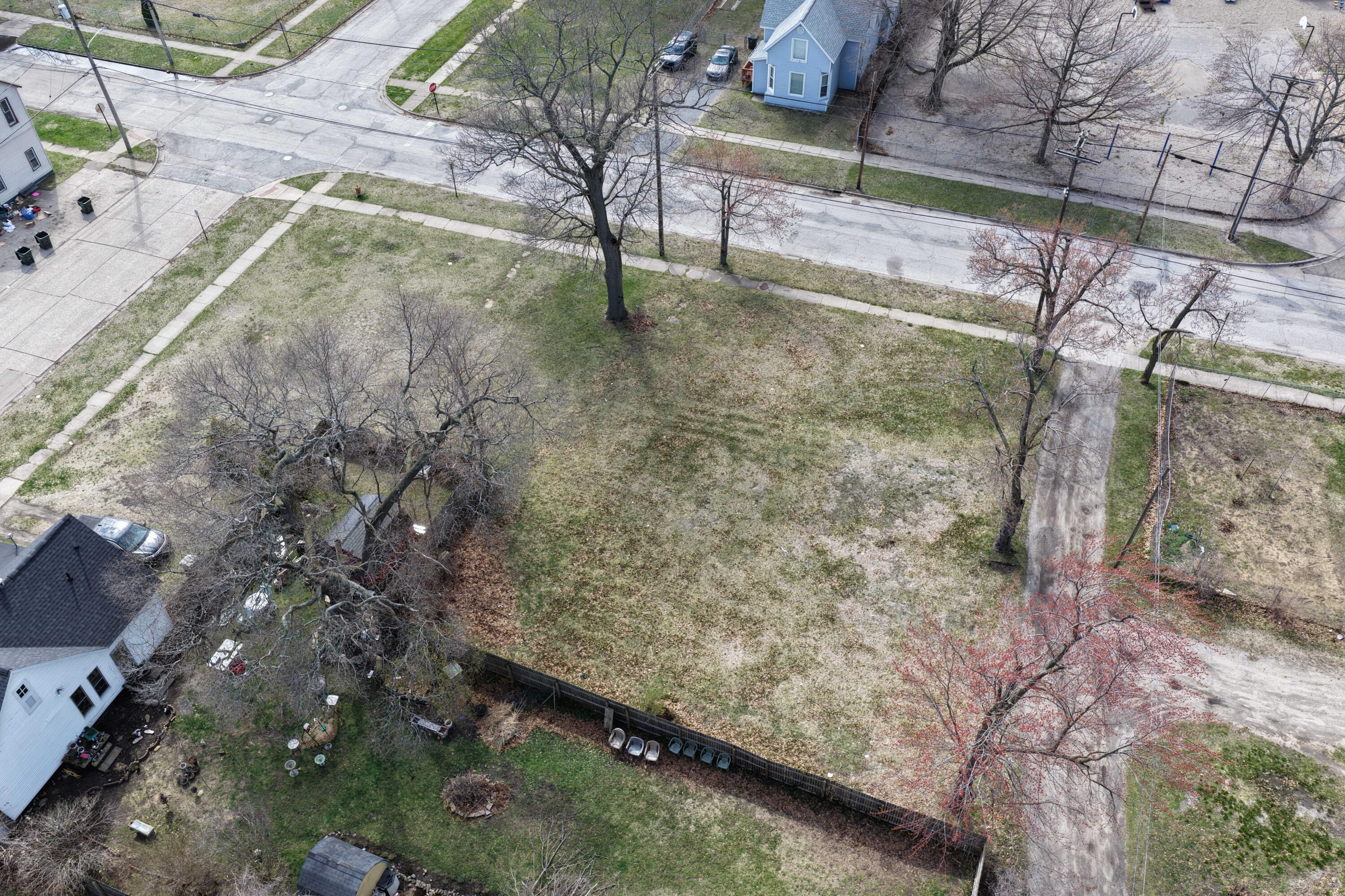 1468 8th Street Muskegon MI 49441