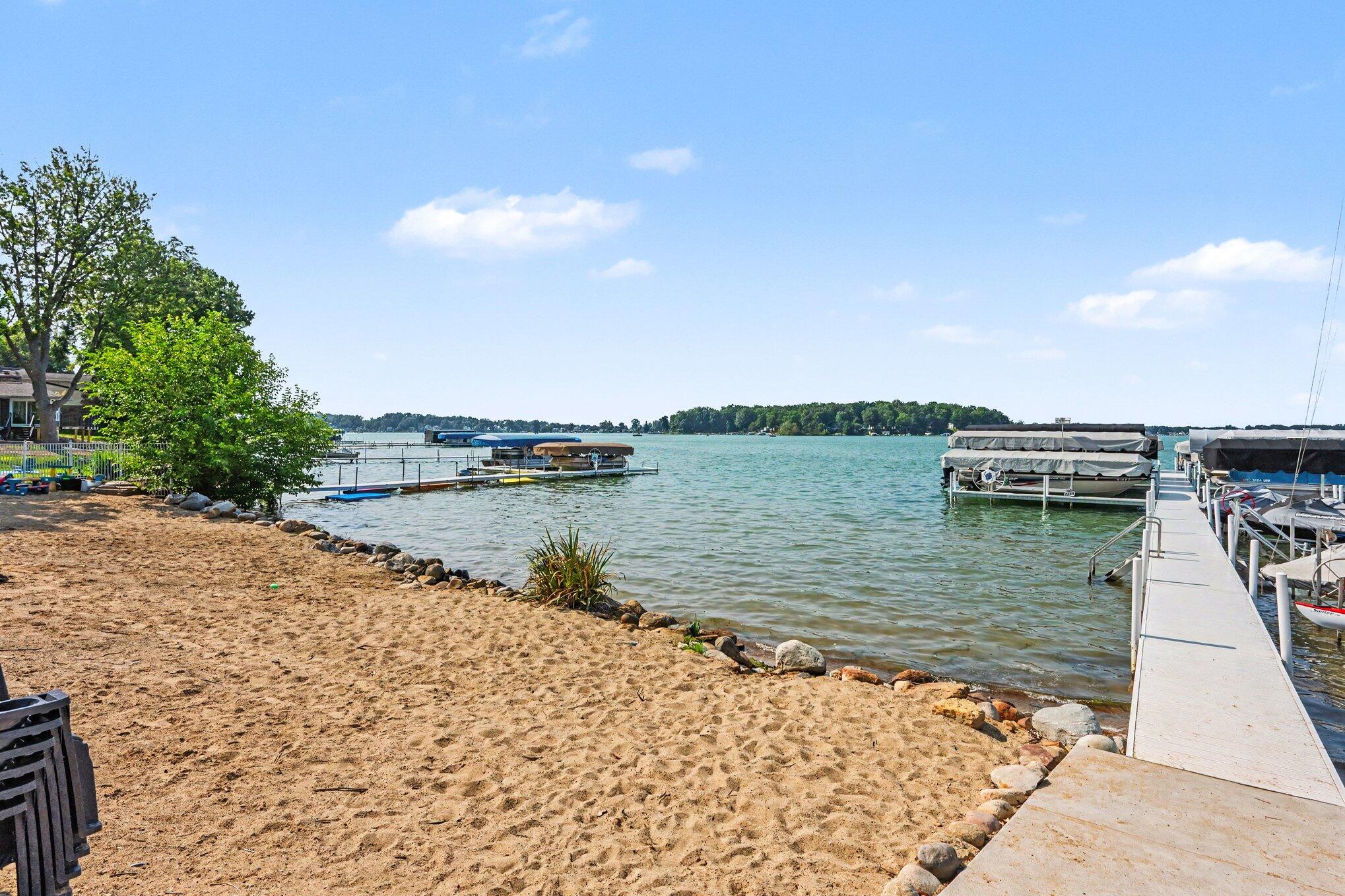 3 Catamaran Court Cassopolis MI 49031