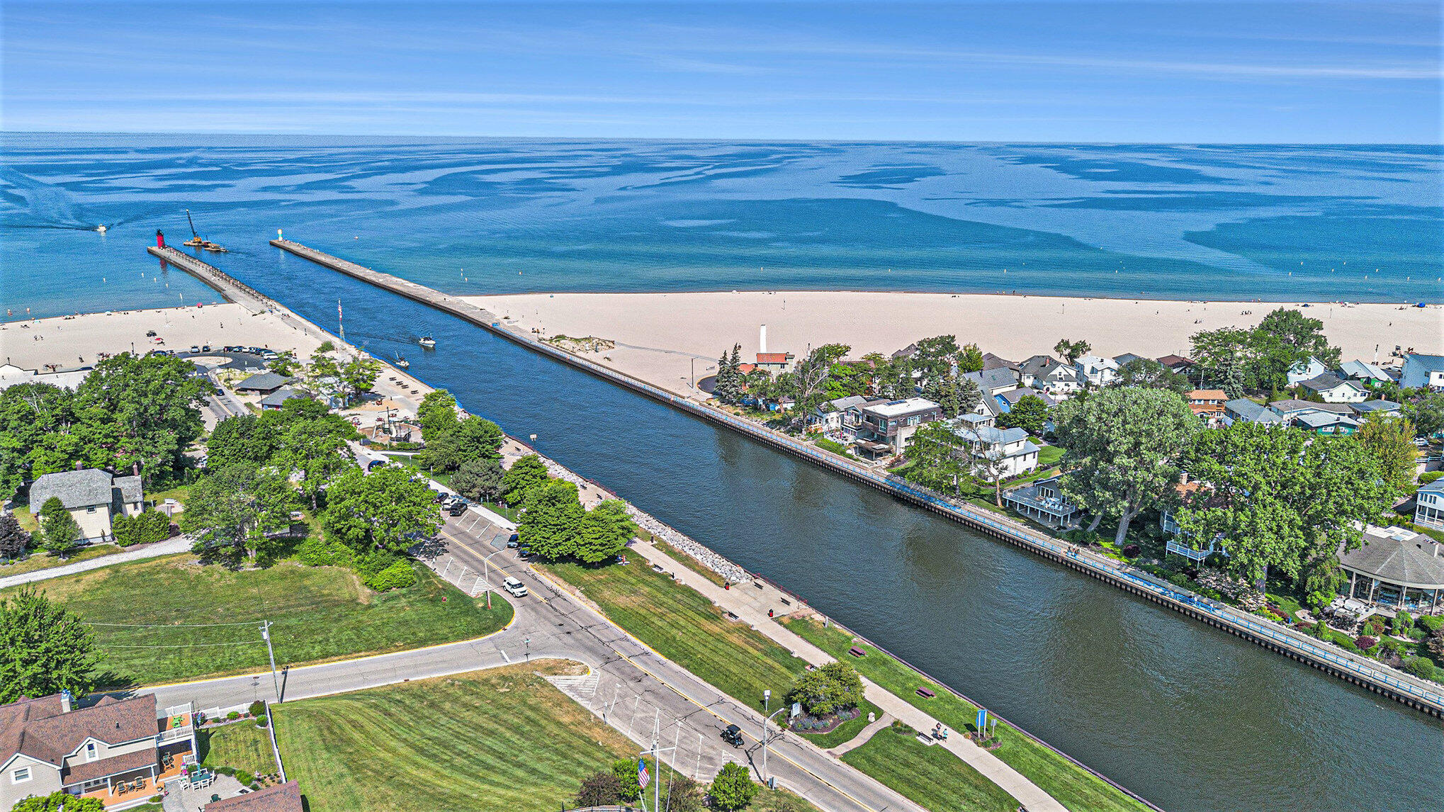 1006 St Joseph Street South Haven MI 49090