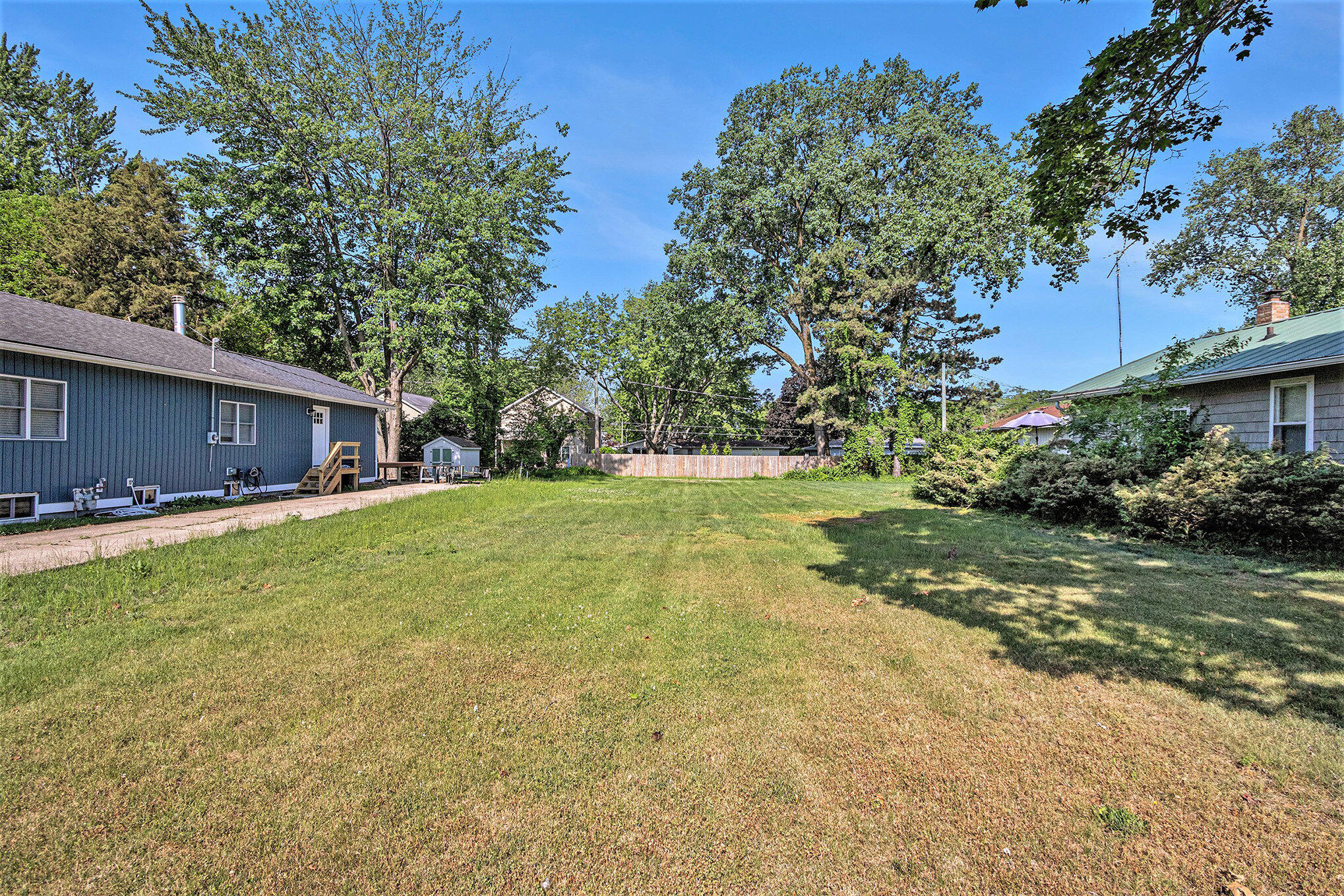 1006 St Joseph Street South Haven MI 49090
