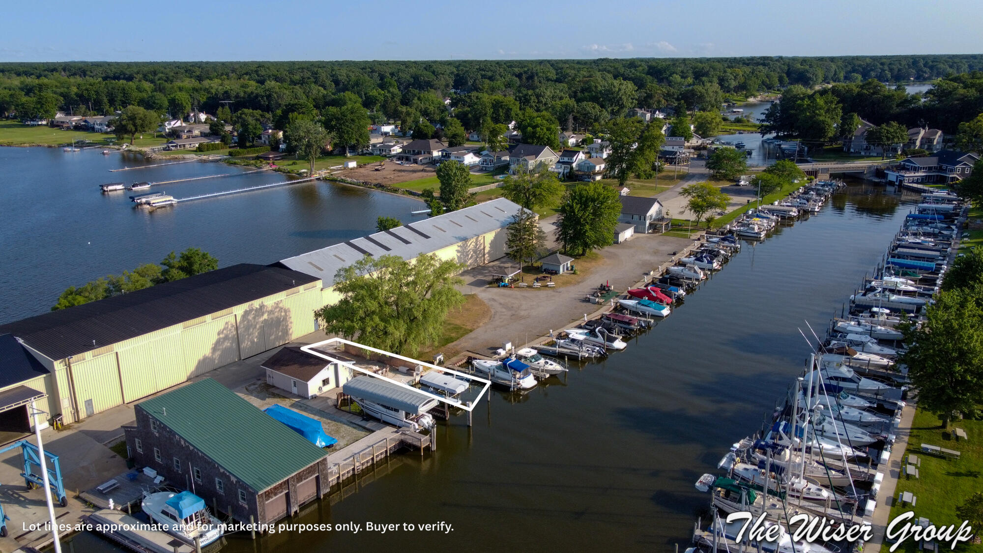 332 Cihak Street Muskegon MI 49445