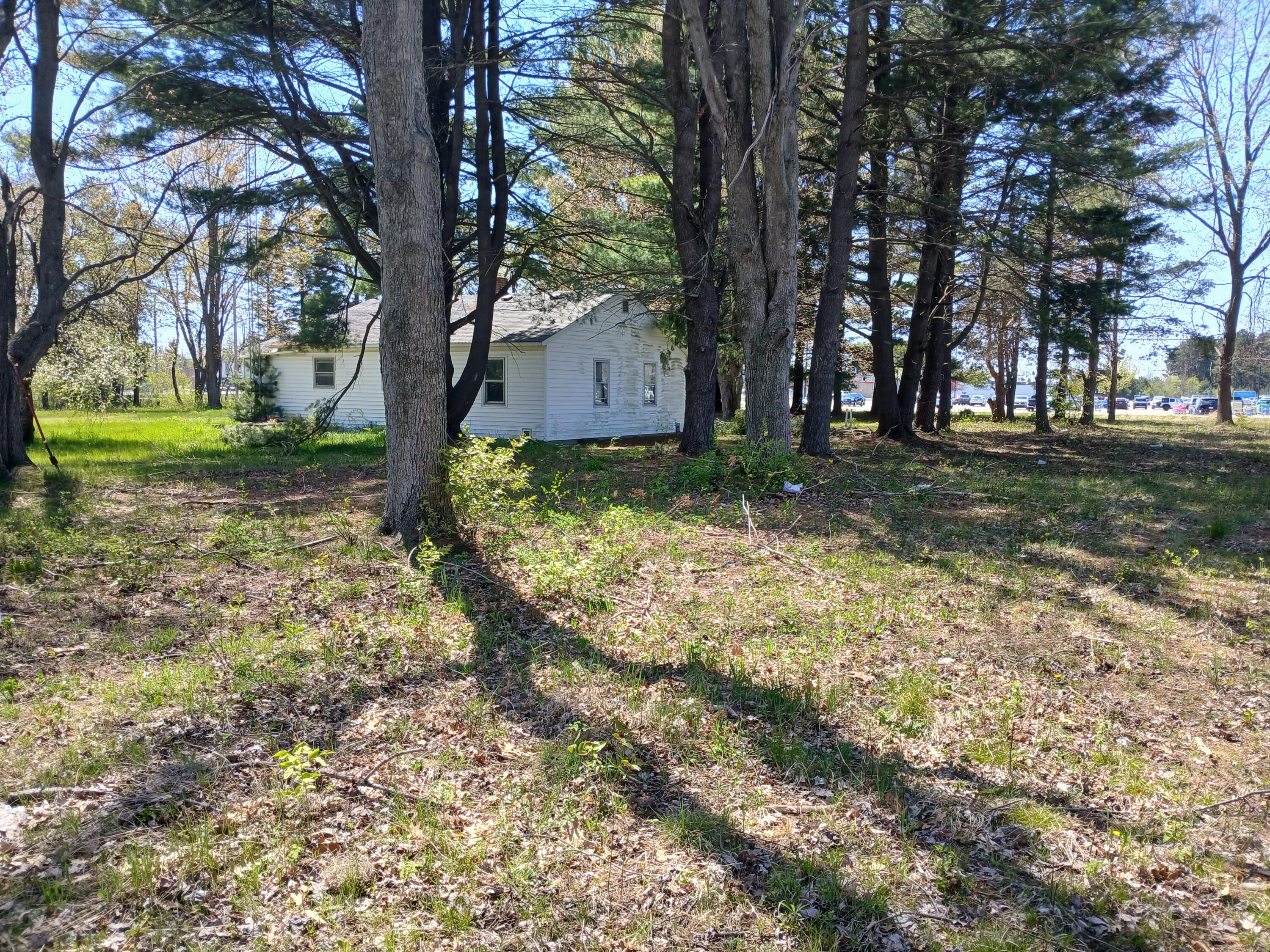 76 N Meyers Road Ludington MI 49431