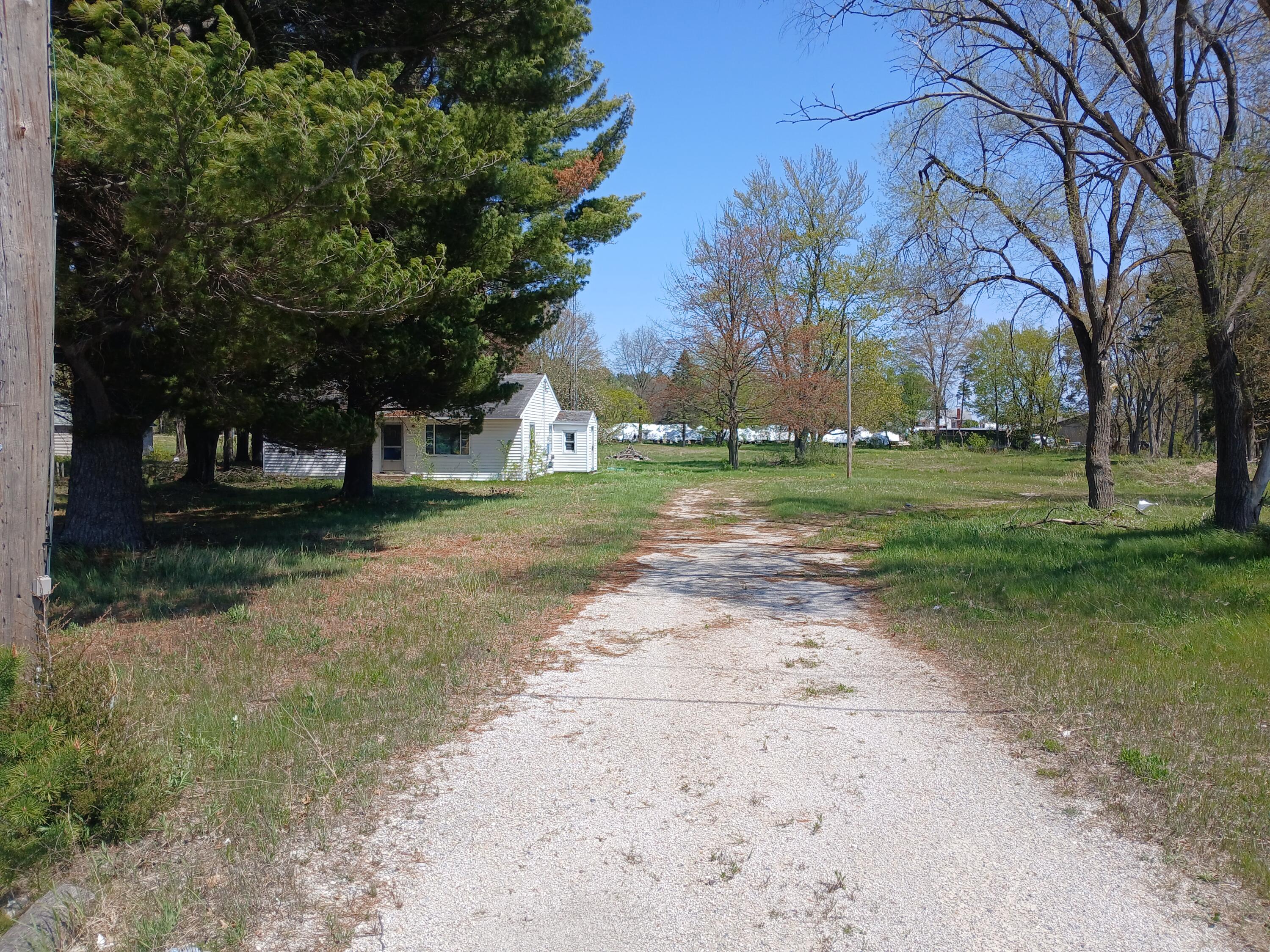 76 N Meyers Road Ludington MI 49431