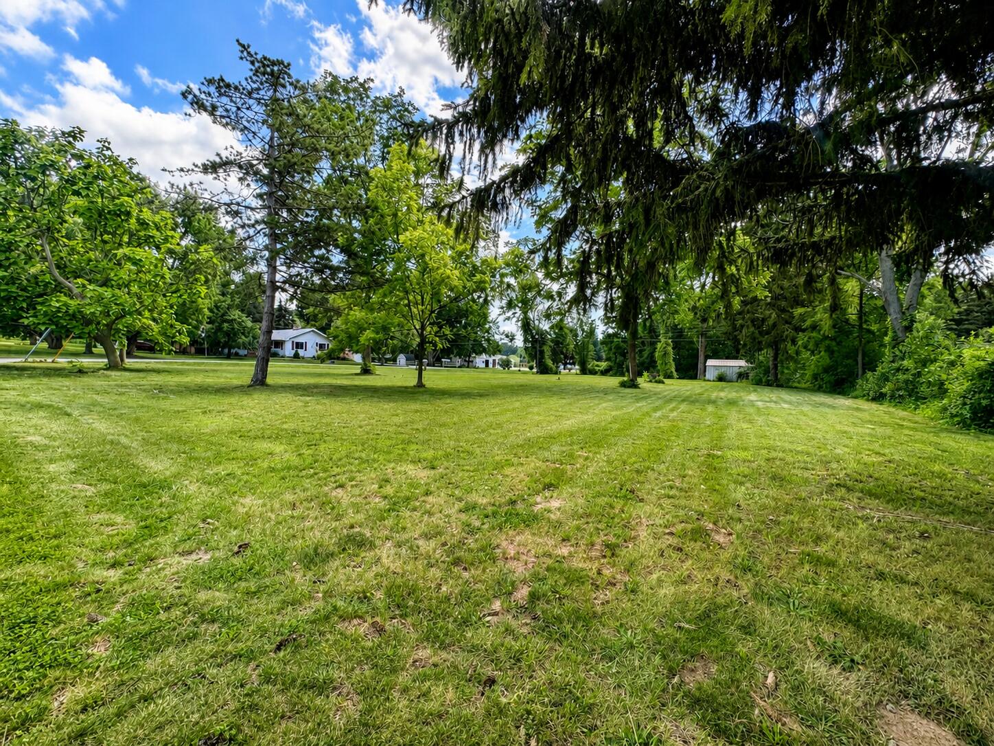 3320 S Pipestone Road Sodus MI 49126