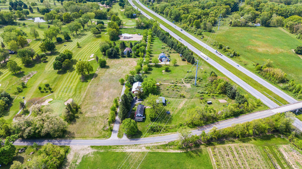 Peachtree Lane Benton Harbor MI 49022