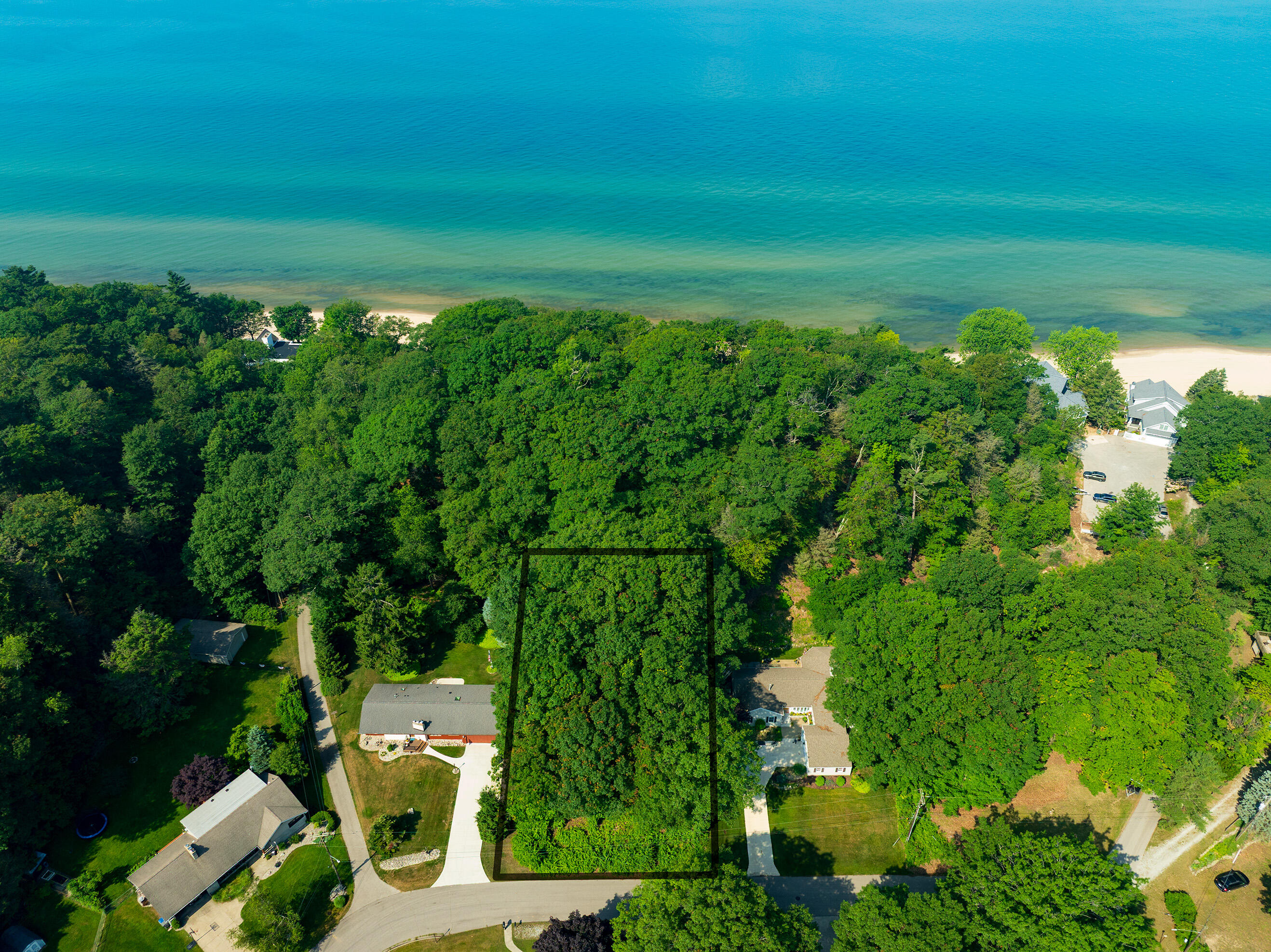 5043 Maranatha Drive Norton Shores MI 49441