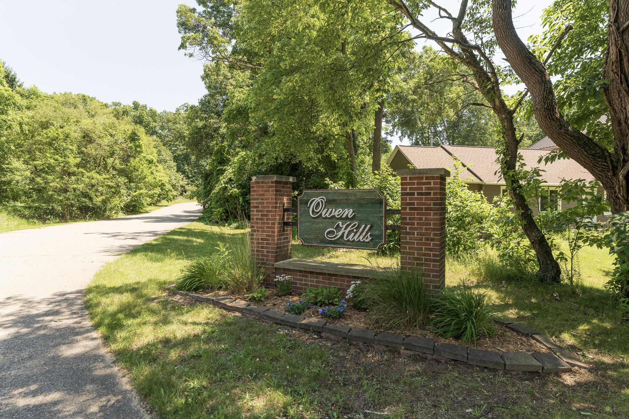 7228 Owen Hills Drive Kalamazoo MI 49009