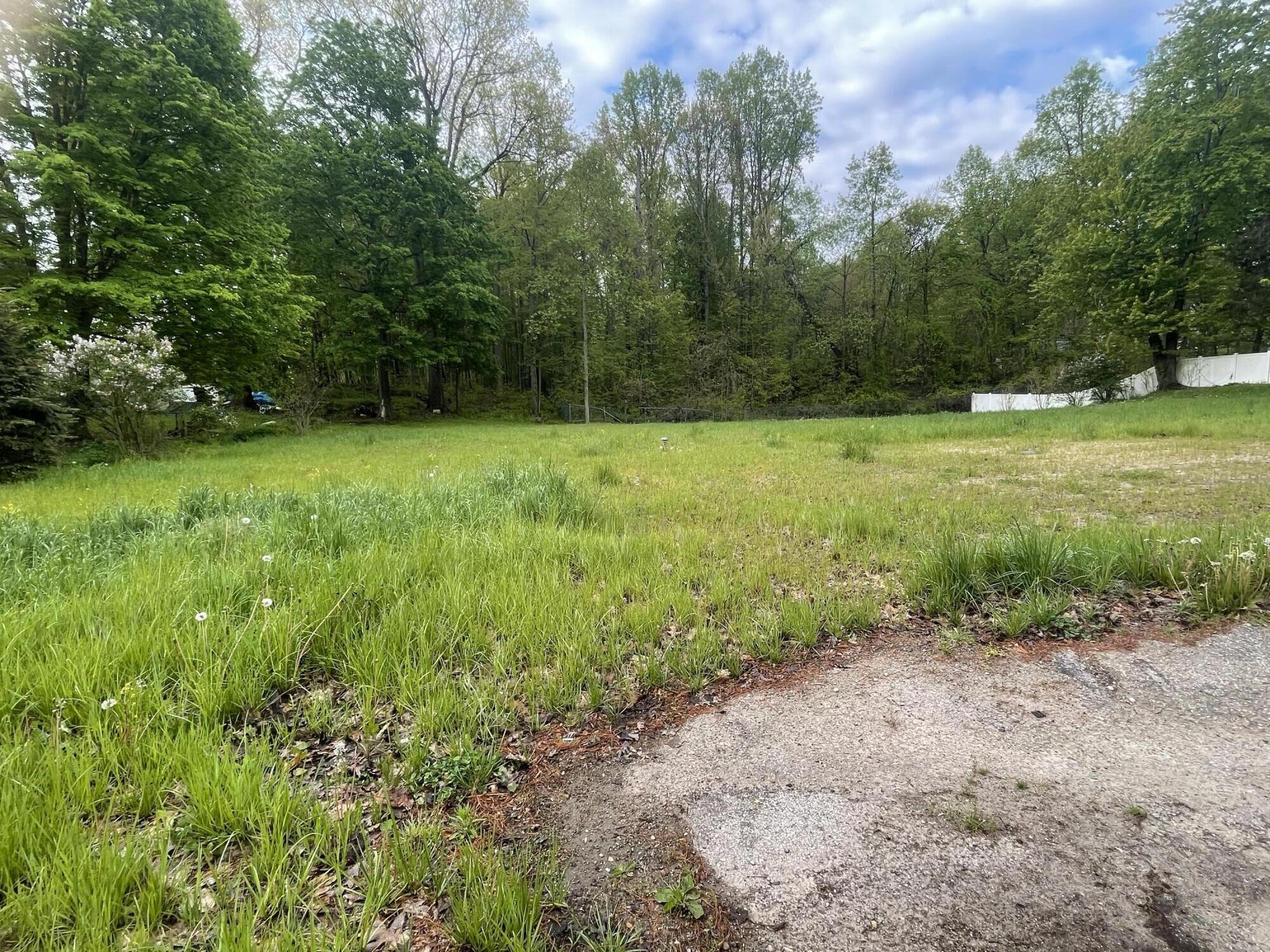 67211 95th Avenue Dowagiac MI 49047