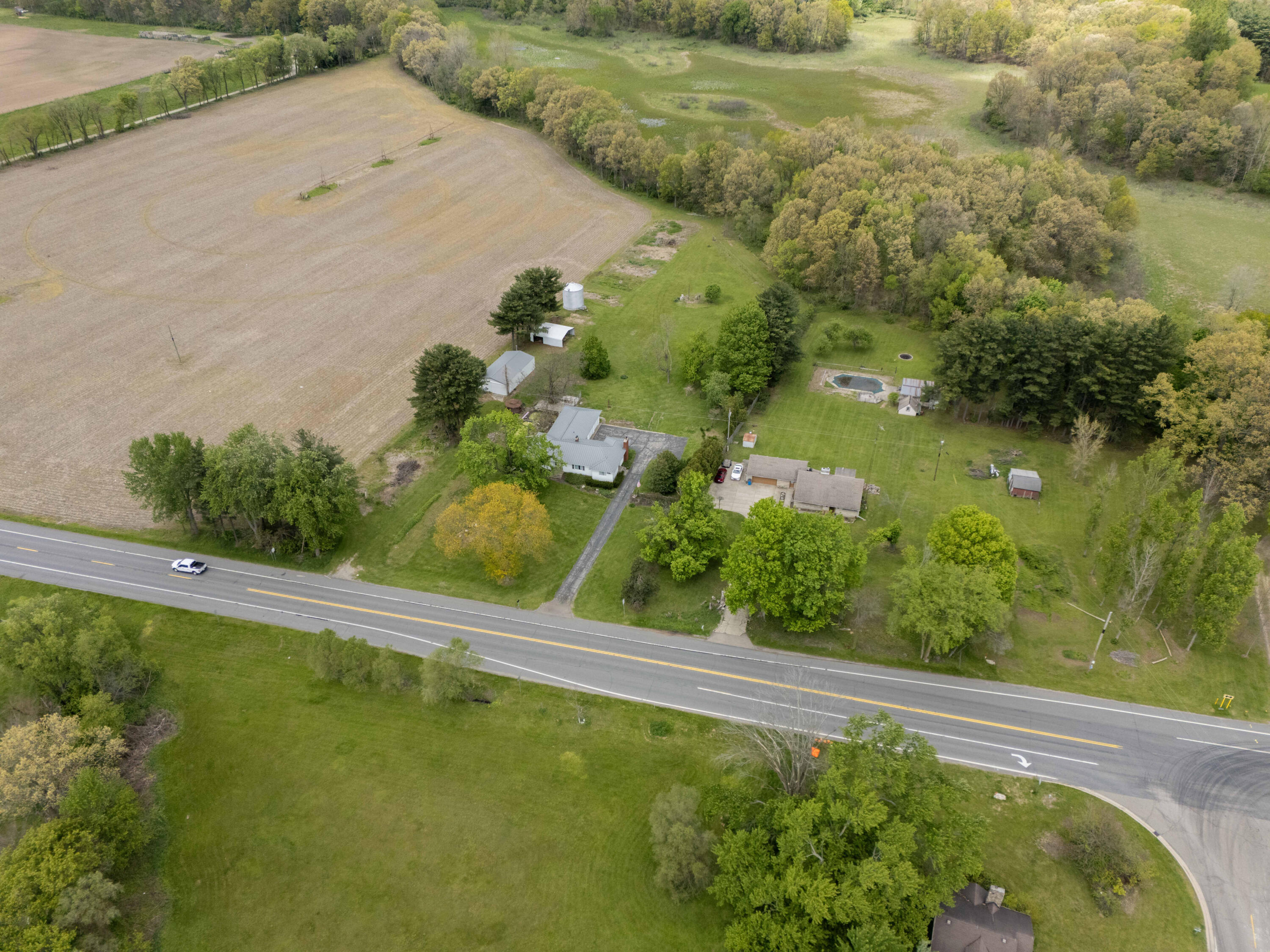 US-12 Niles MI 49120