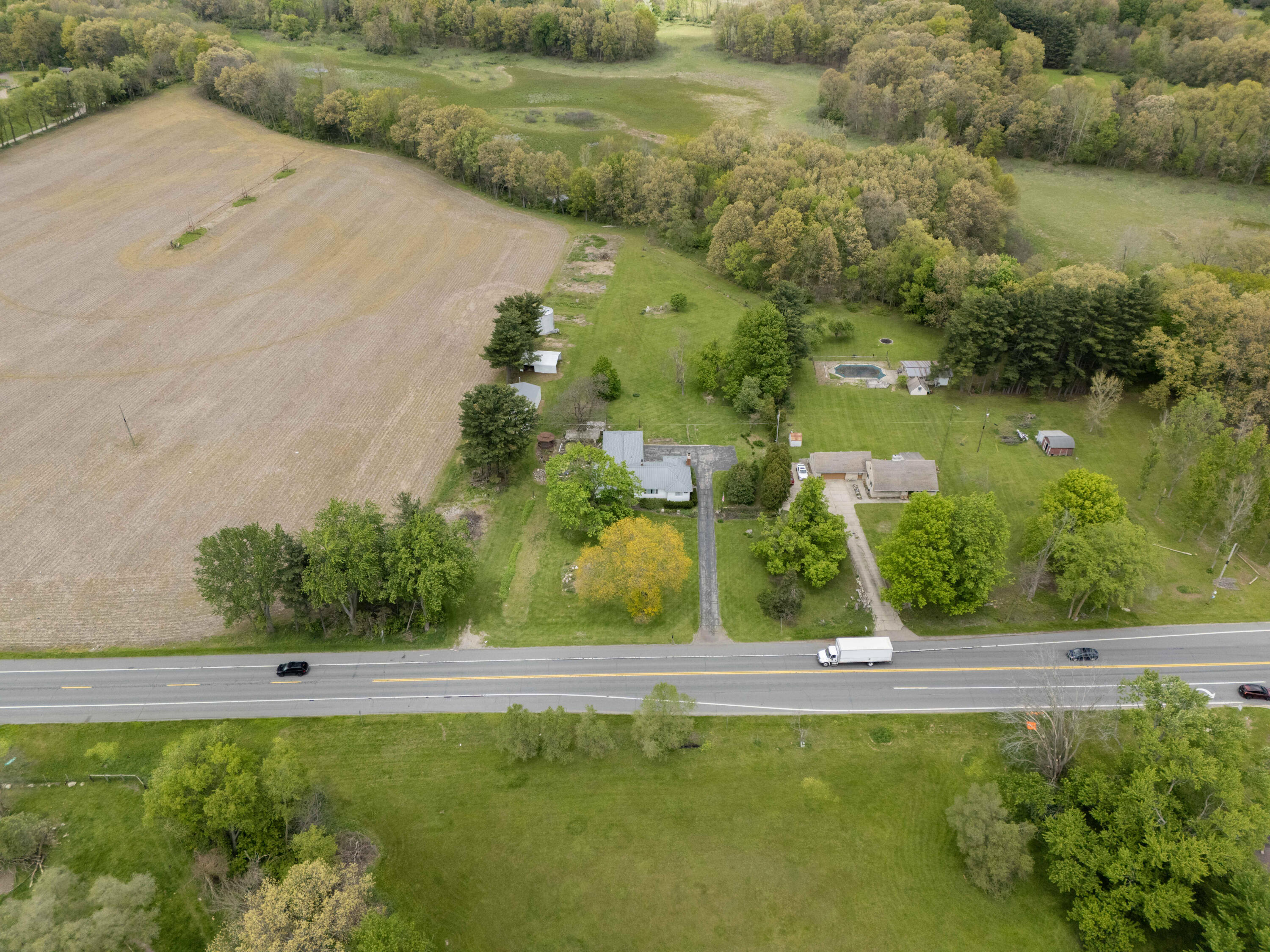 US-12 Niles MI 49120