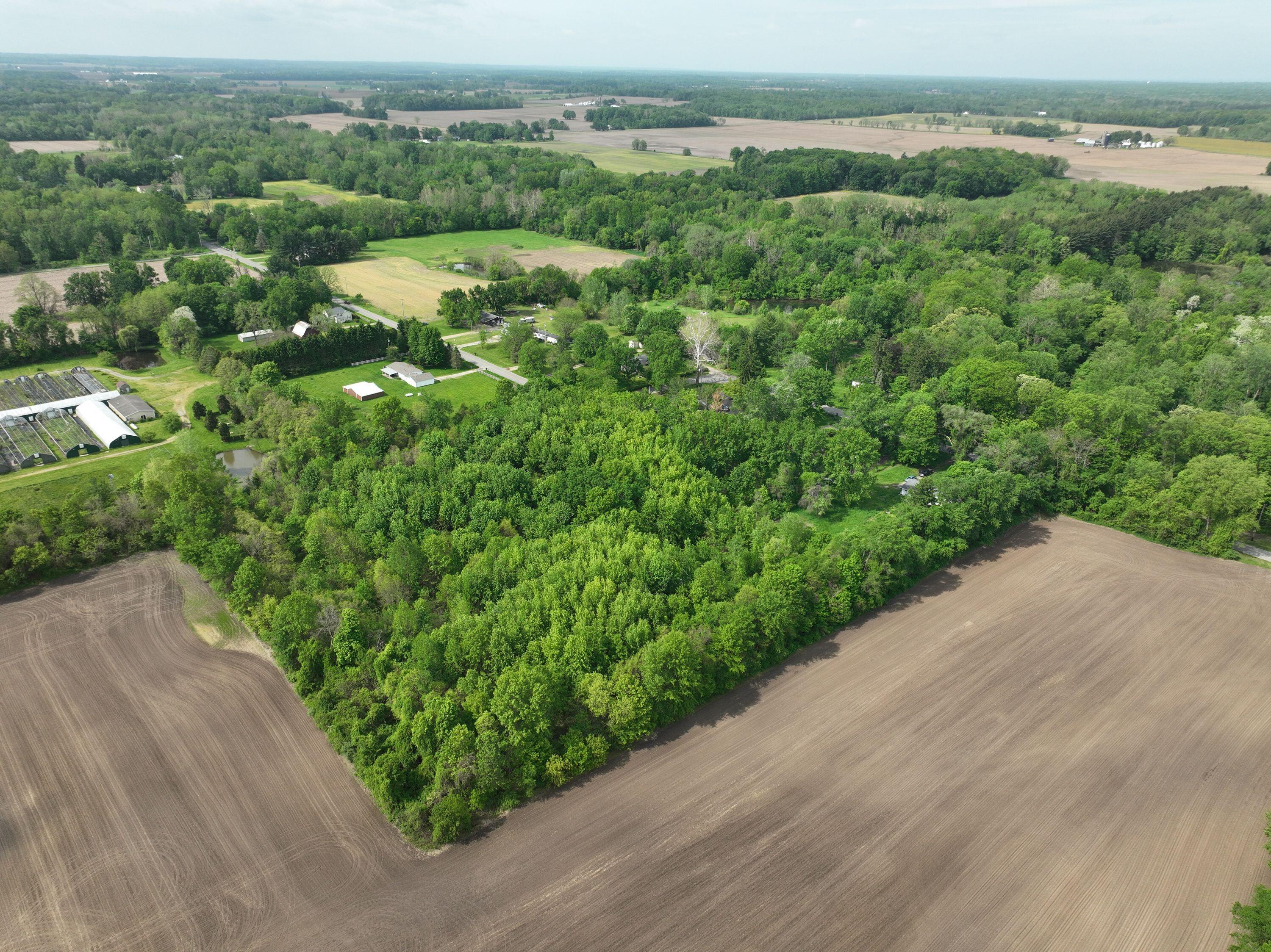 13817 S Log Cabin Road Three Oaks MI 49128