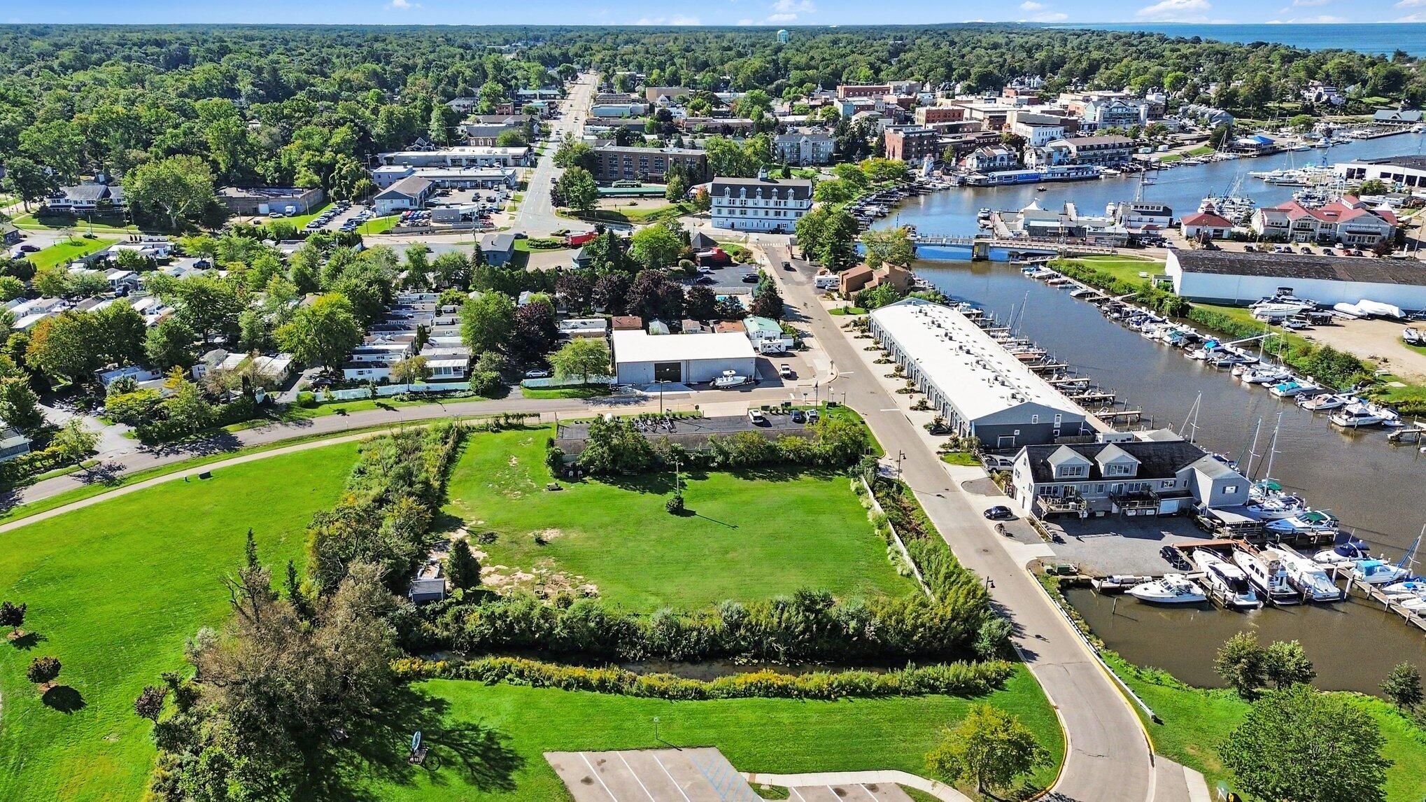 135 Dunkley Avenue South Haven MI 49090