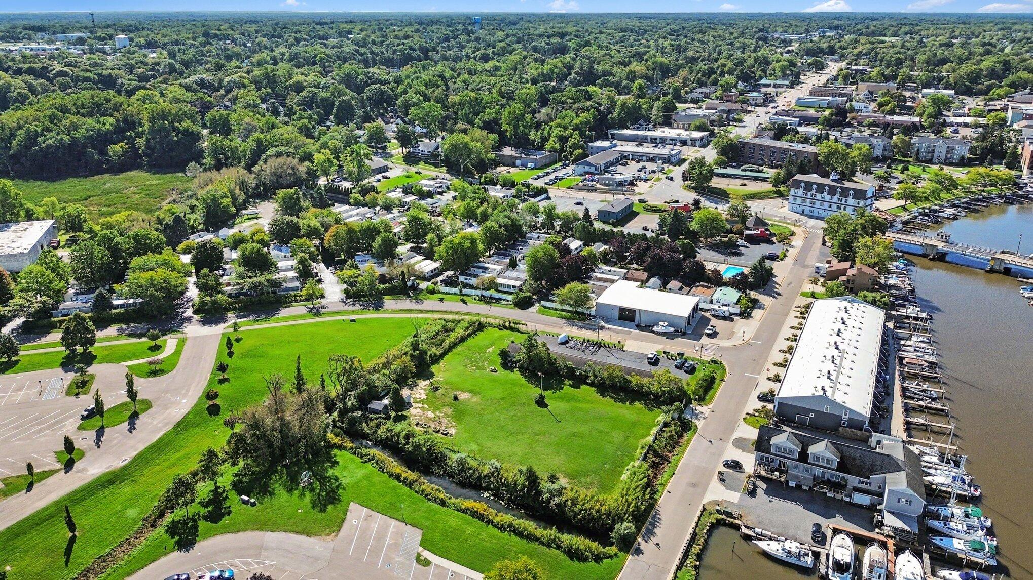 135 Dunkley Avenue South Haven MI 49090