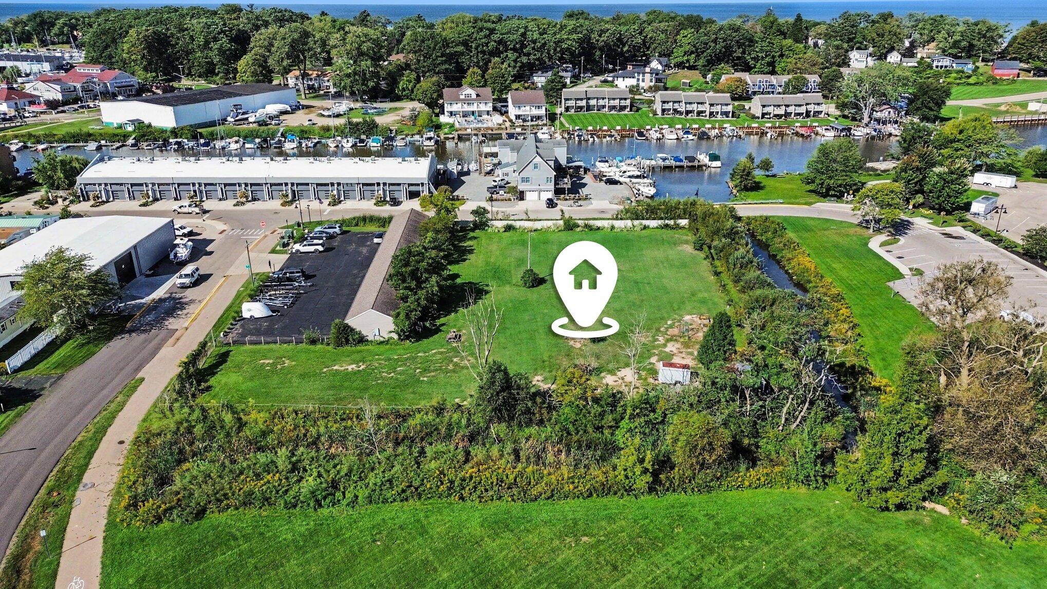 135 Dunkley Avenue South Haven MI 49090