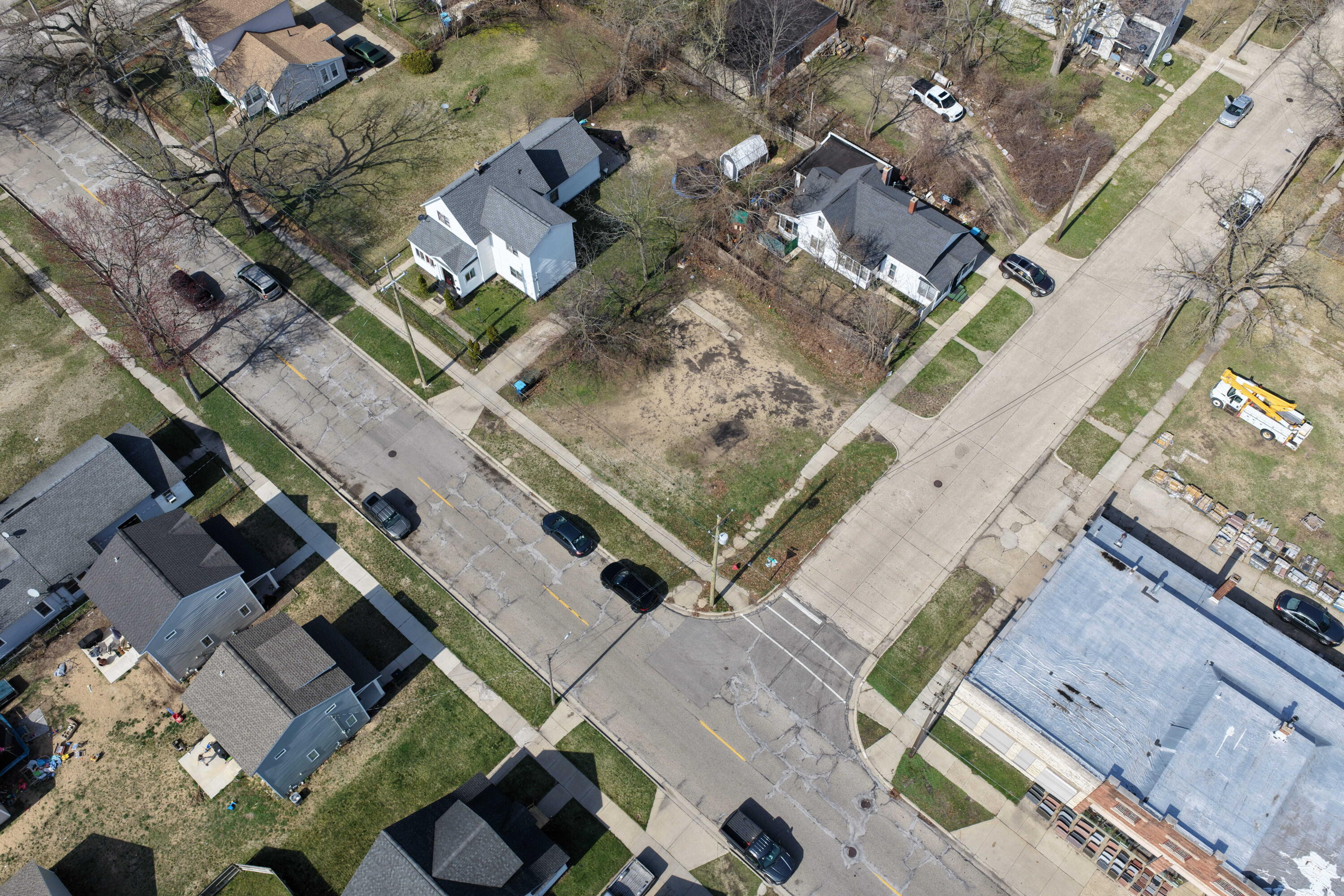 1374 Pine Street Muskegon MI 49442