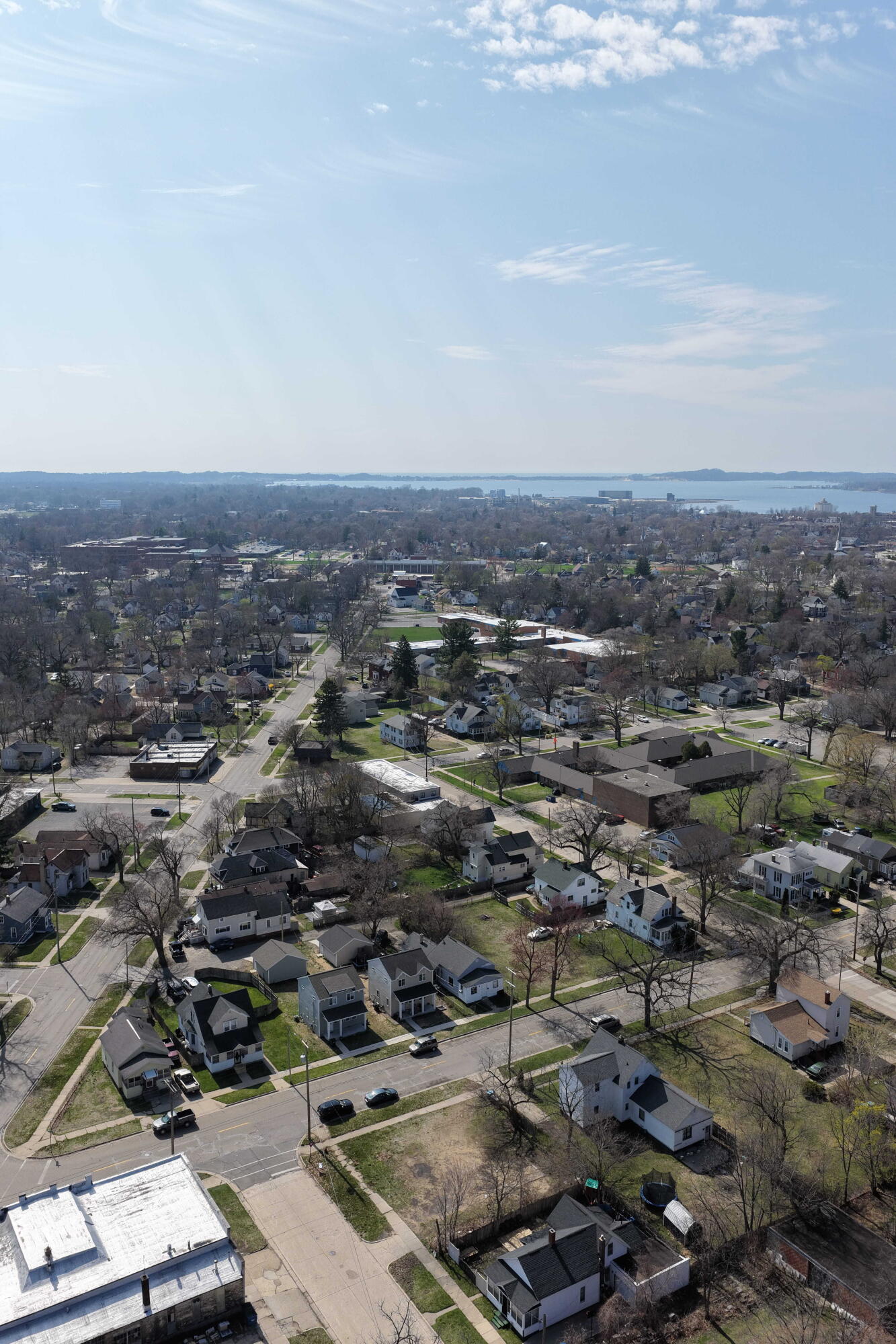 1374 Pine Street Muskegon MI 49442