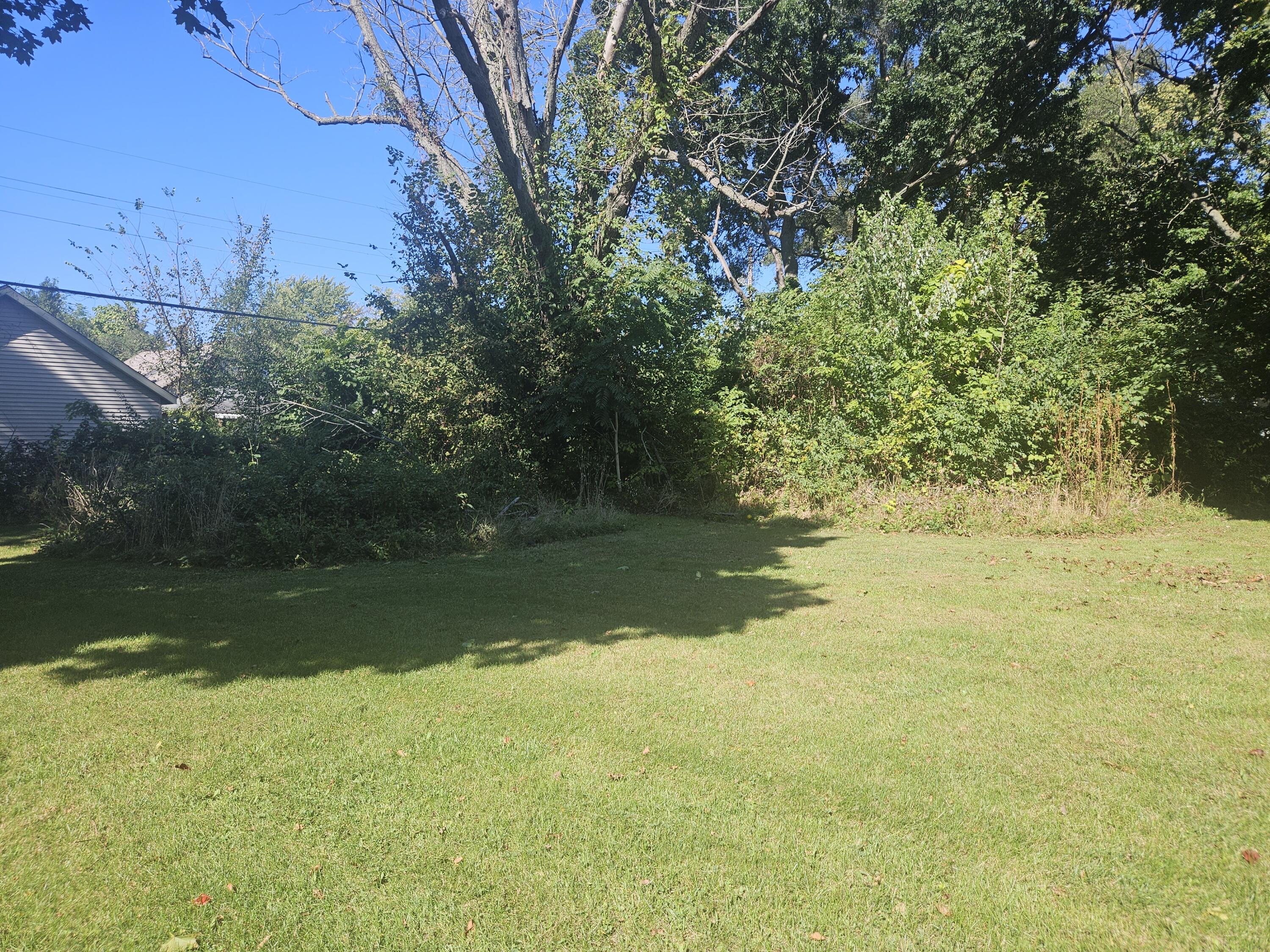 238 Pine Street Benton Harbor MI 49022