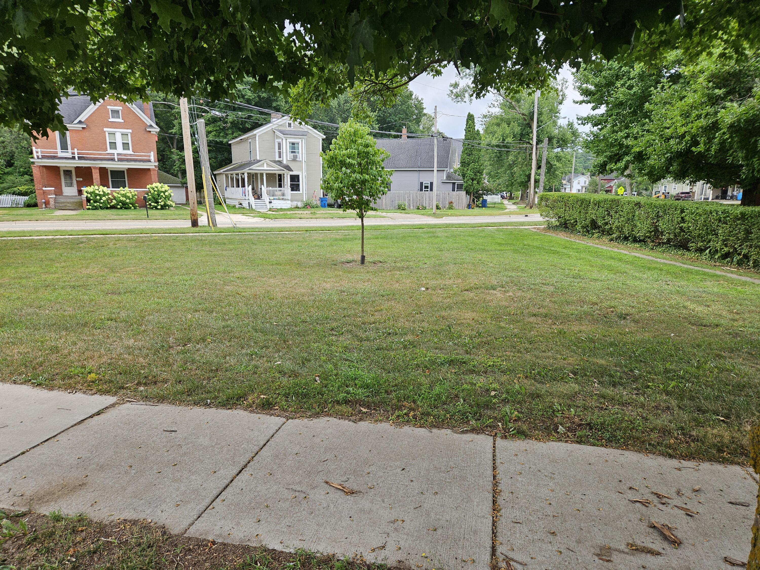 Ville North Street Allegan MI 49010