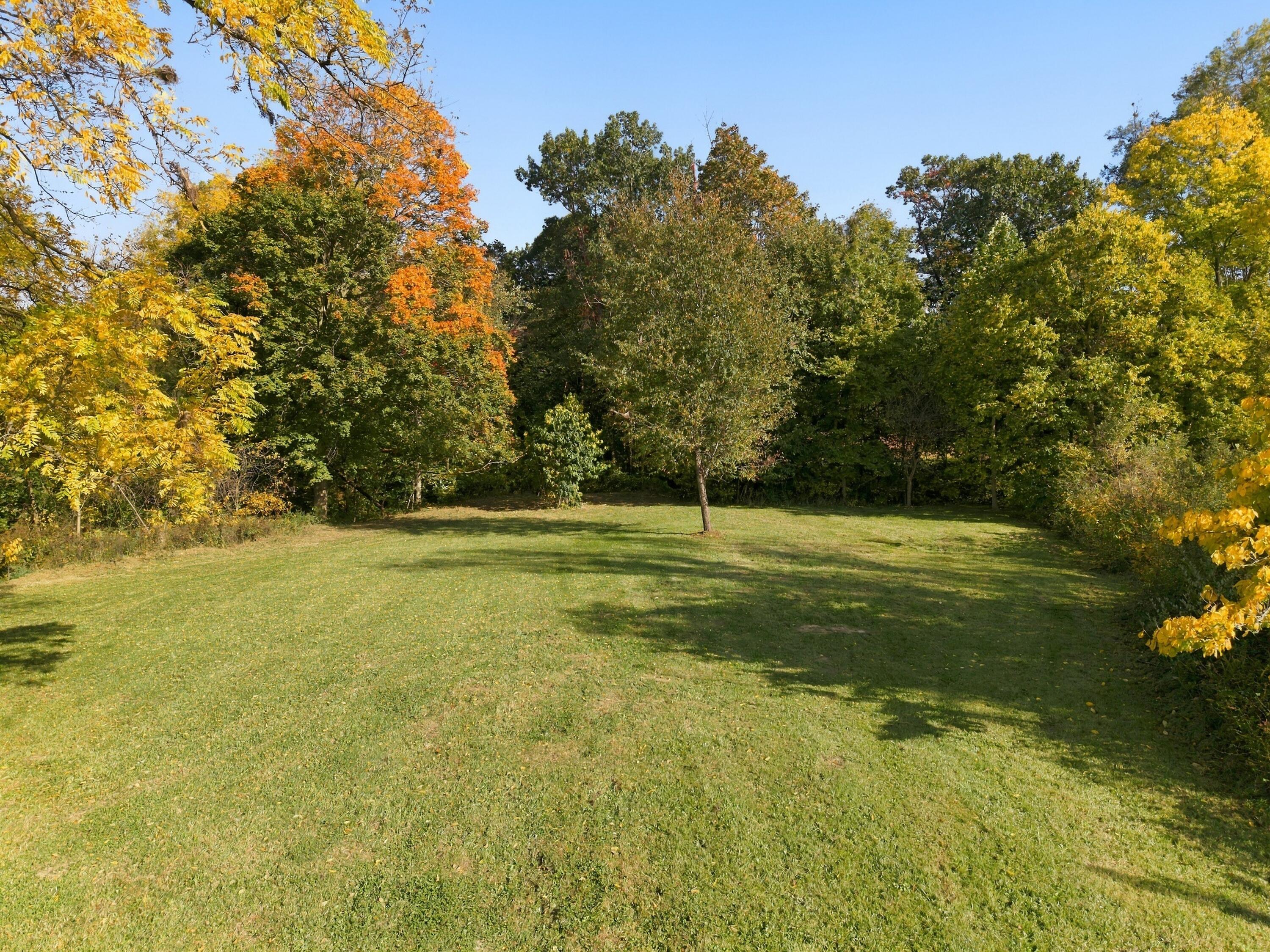 19375 S Lakeside Road Three Oaks MI 49128