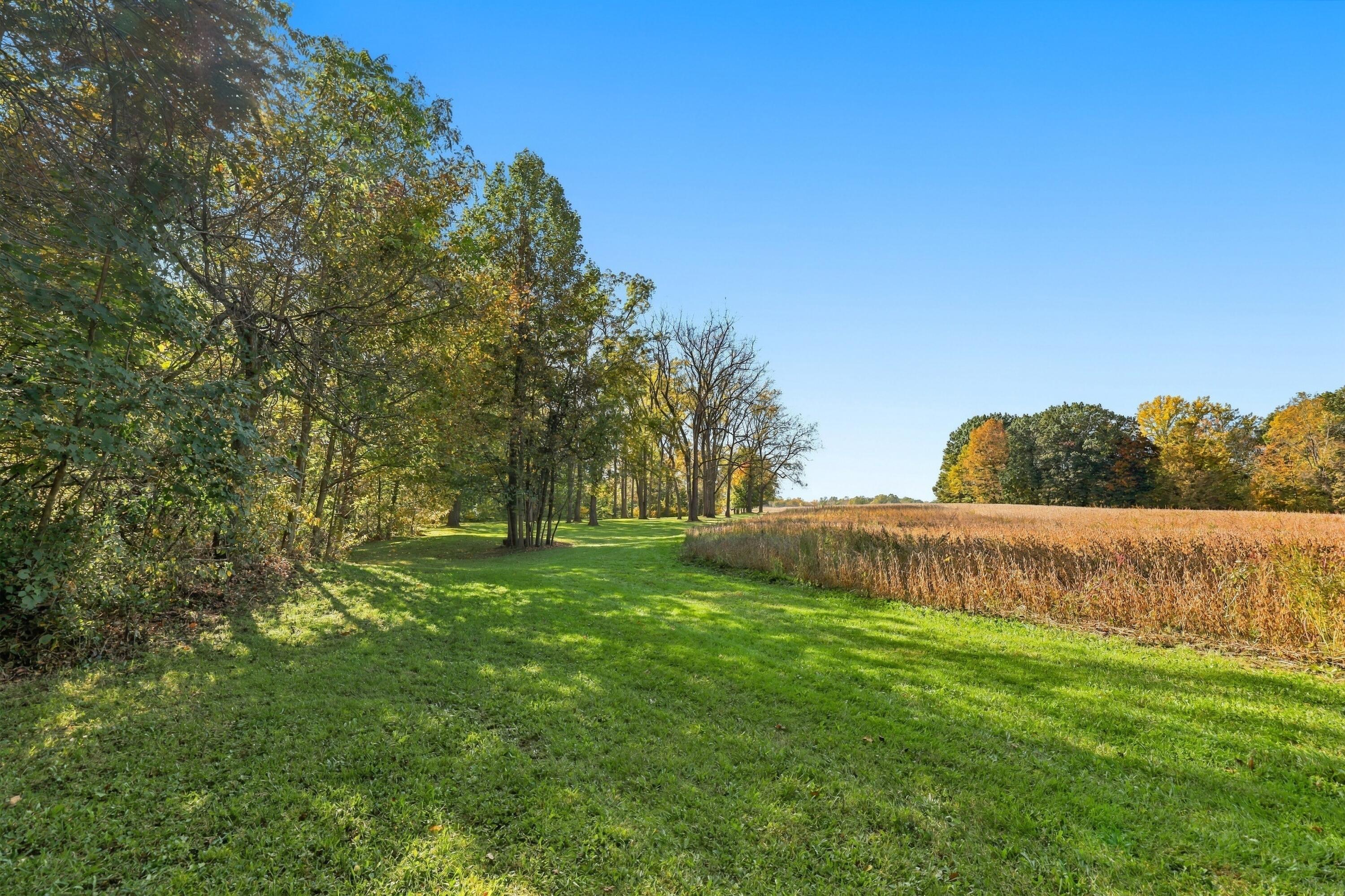 19375 S Lakeside Road Three Oaks MI 49128