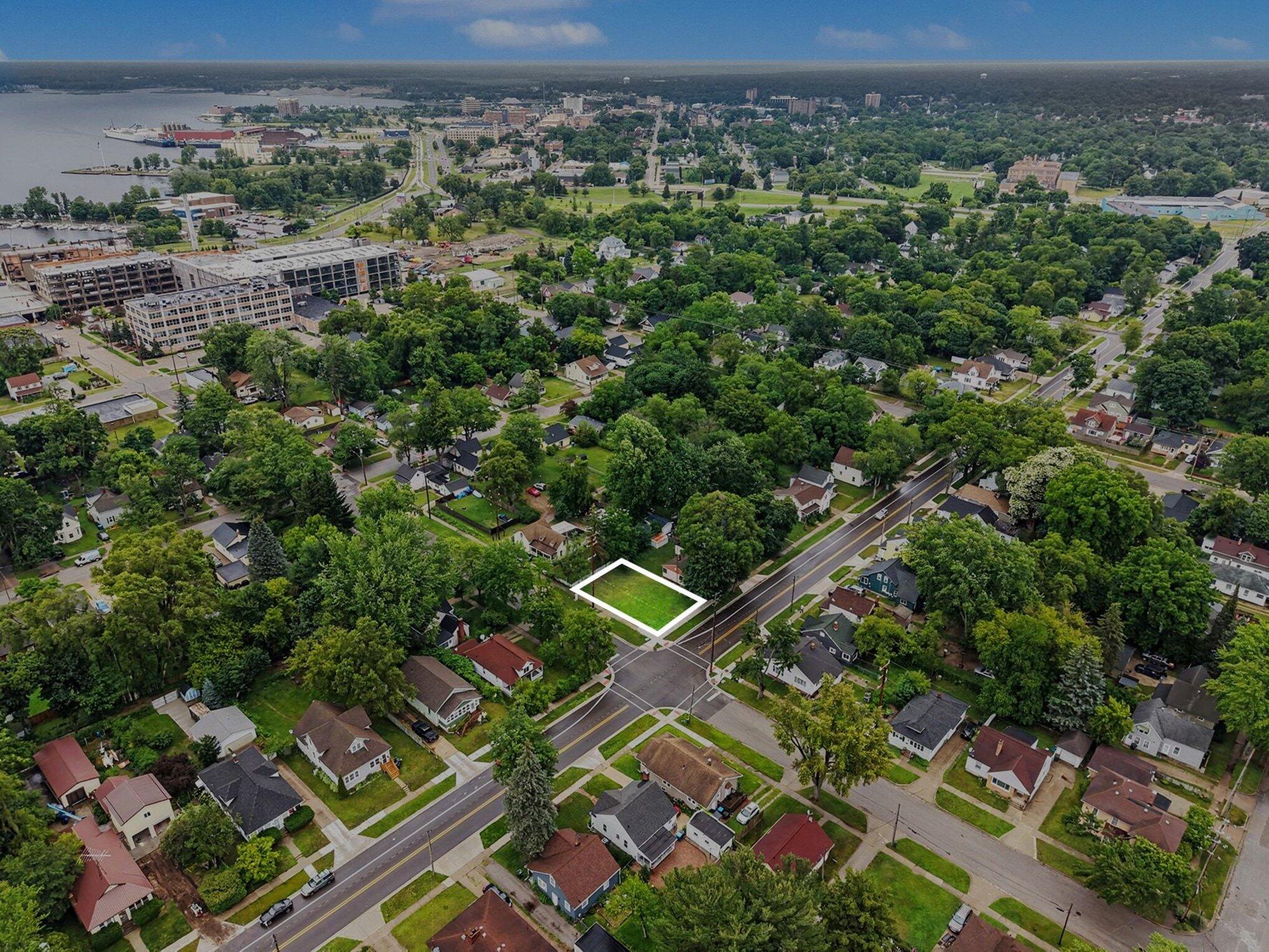1538 Hudson Street Muskegon MI 49441