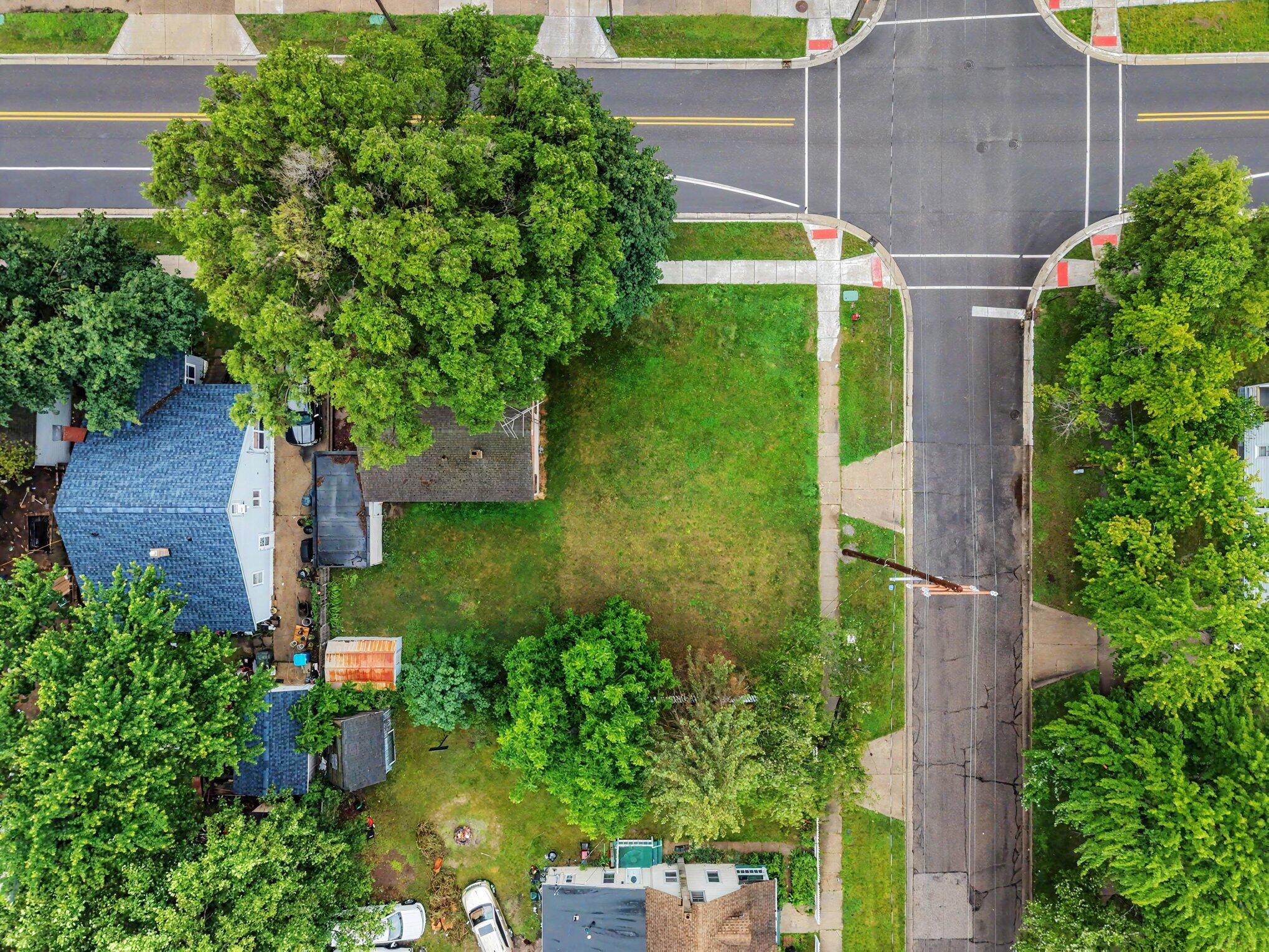 1538 Hudson Street Muskegon MI 49441