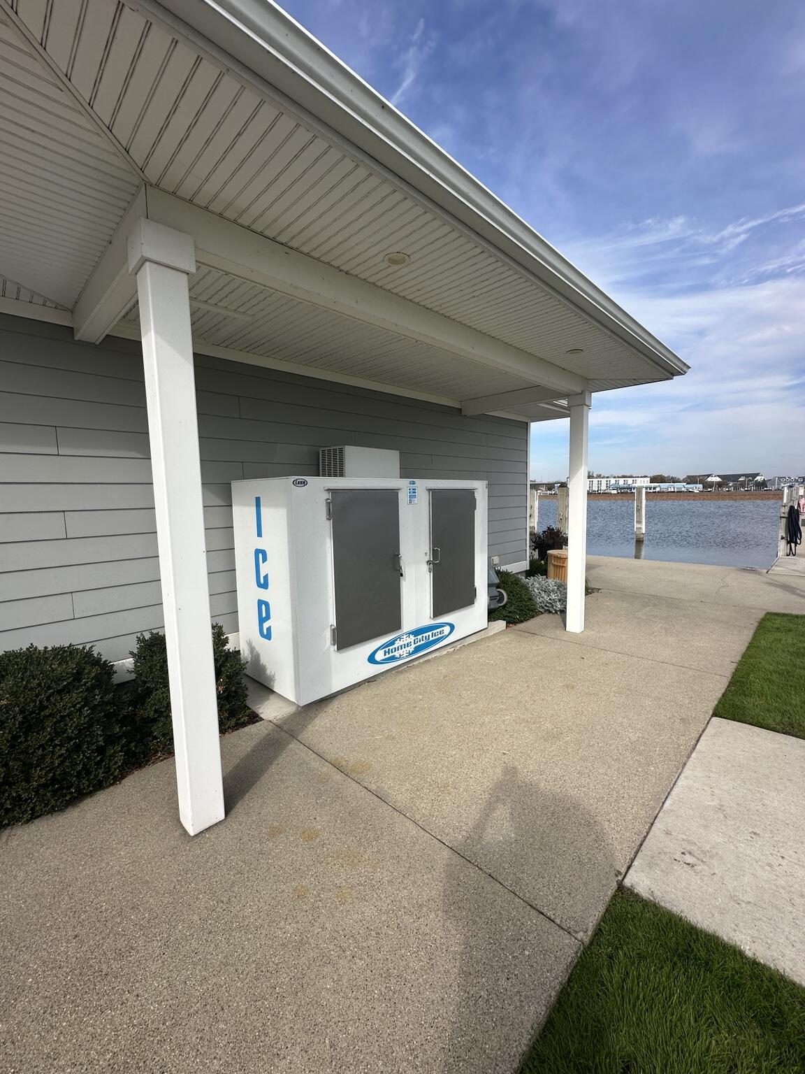 45 Grand Isle Drive Grand Haven MI 49417