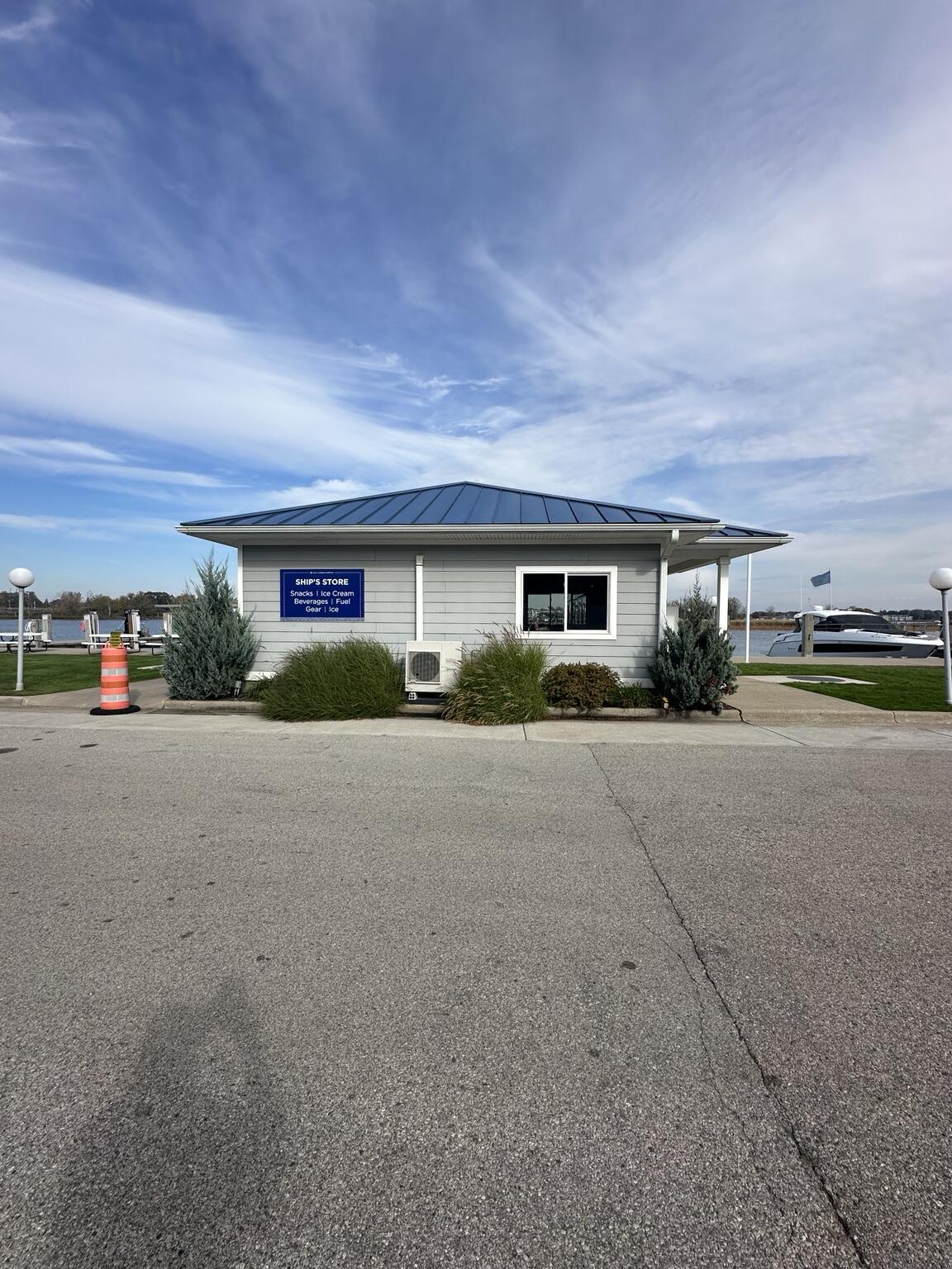 45 Grand Isle Drive Grand Haven MI 49417