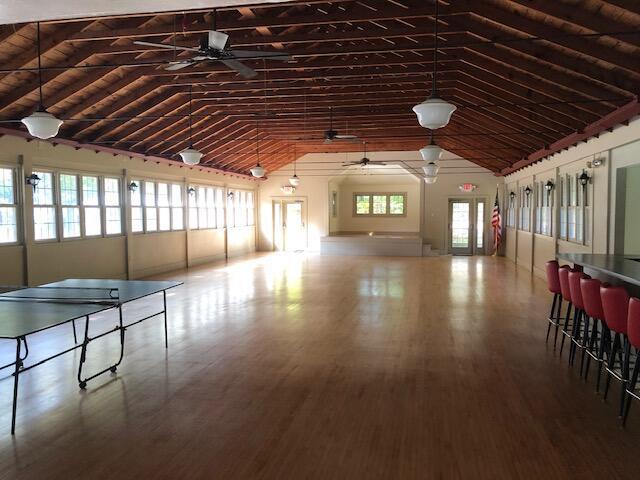 5848 Jackson Street Coloma MI 49038