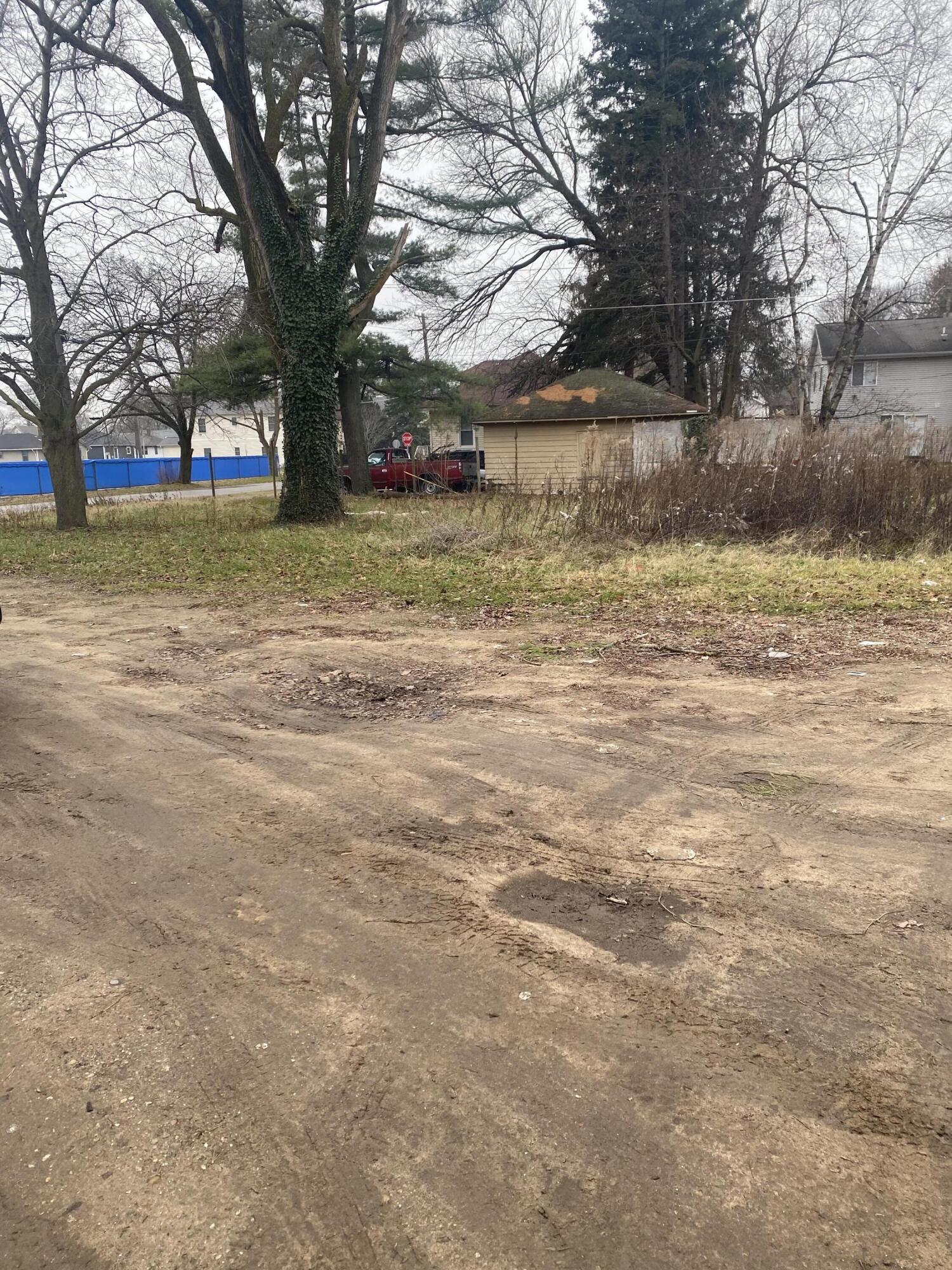 614 Pavone Street Benton Harbor MI 49022