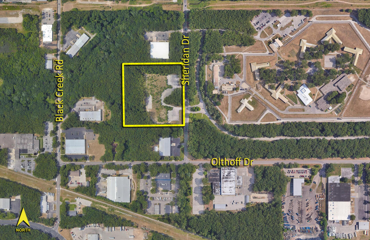 2325 S Sheridan Drive Muskegon MI 49444