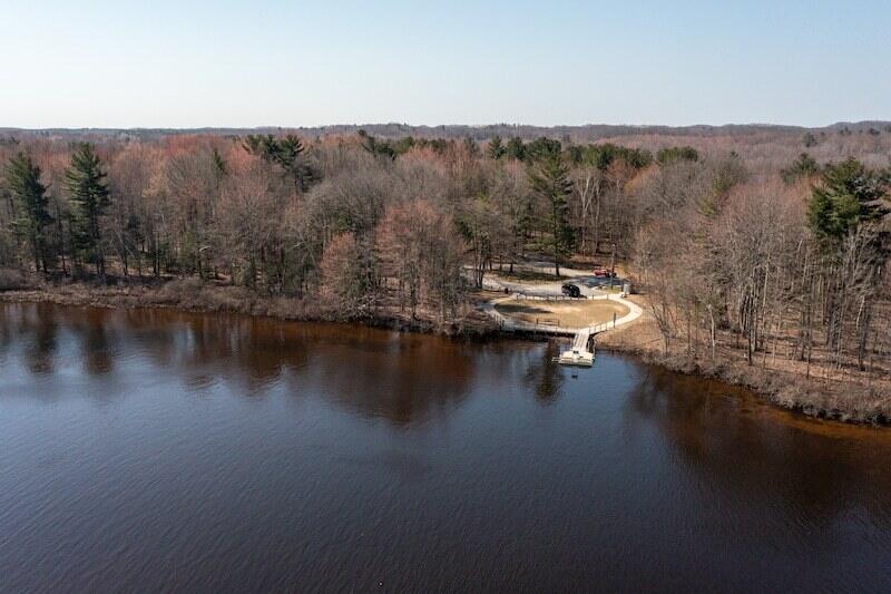7087 Black Lake Road Norton Shores MI 49444