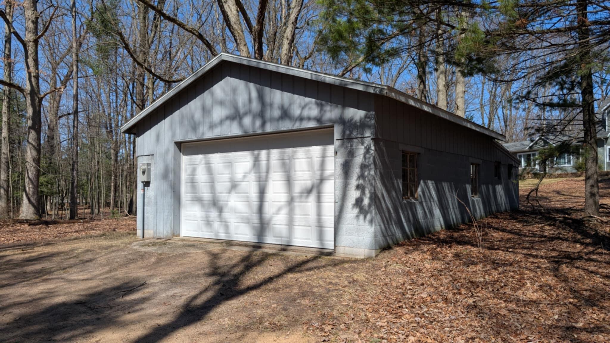 5764 W Bryant Road Ludington MI 49431