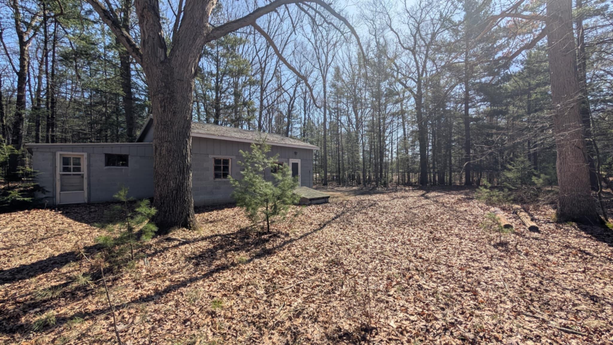 5764 W Bryant Road Ludington MI 49431