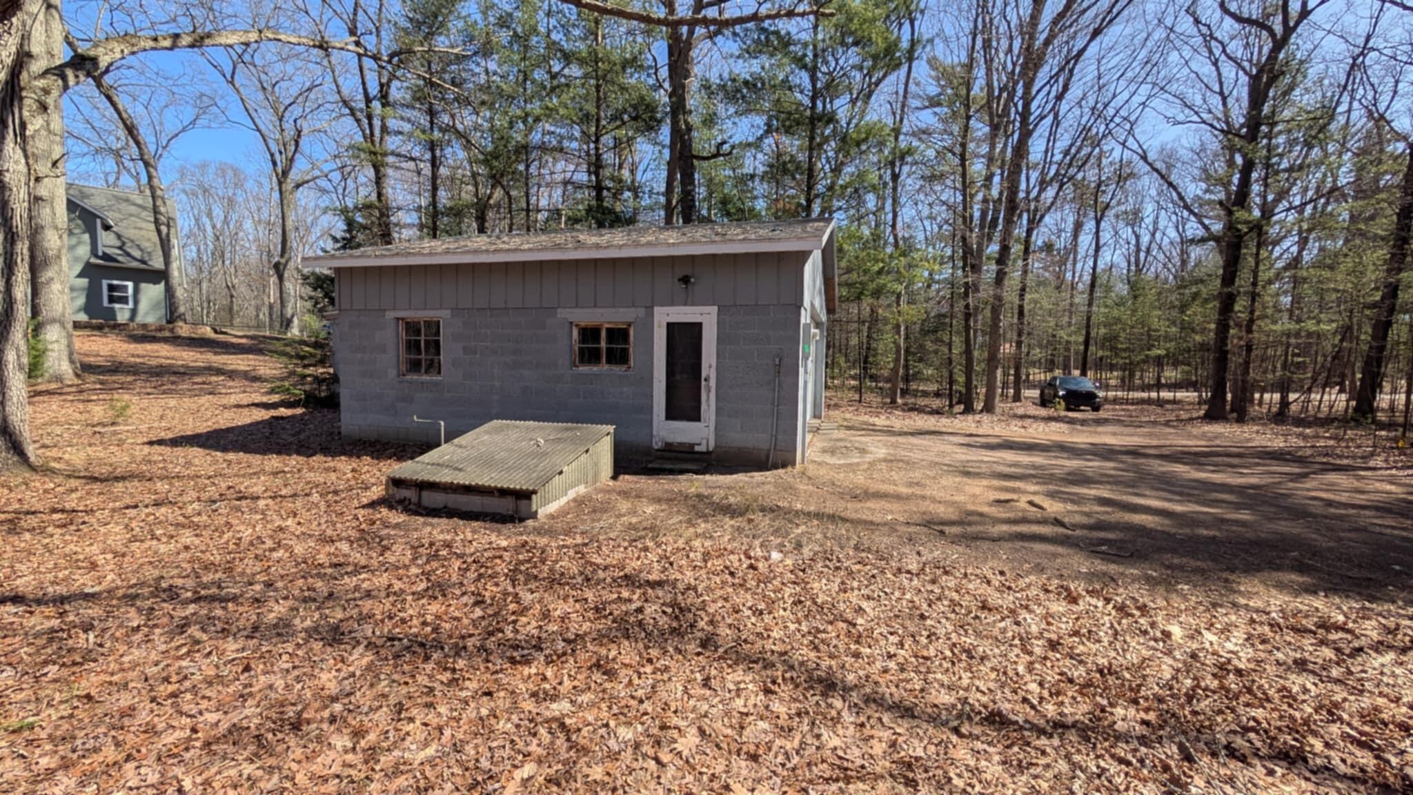 5764 W Bryant Road Ludington MI 49431