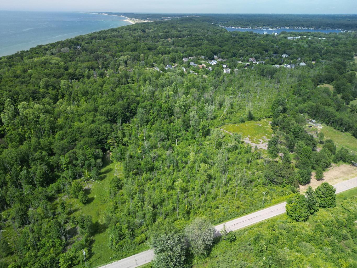00 Wiley Road Saugatuck MI 49453