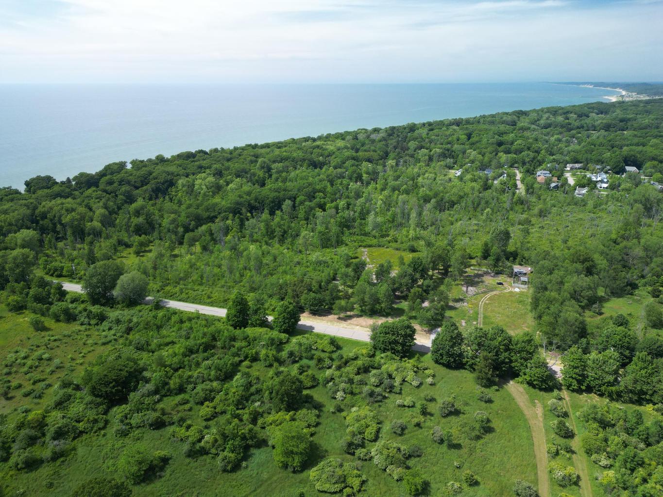 00 Wiley Road Saugatuck MI 49453