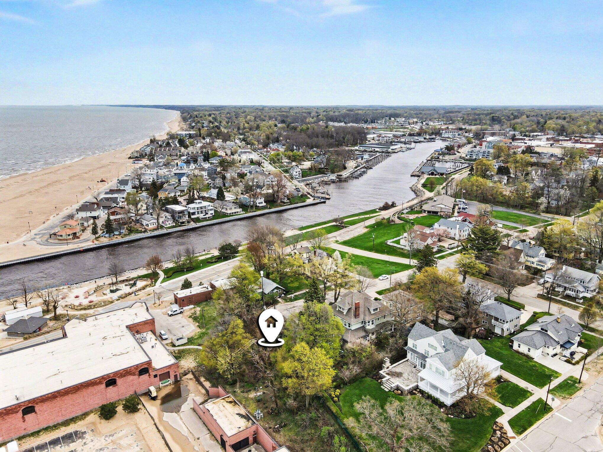 Ville Michigan Avenue South Haven MI 49090