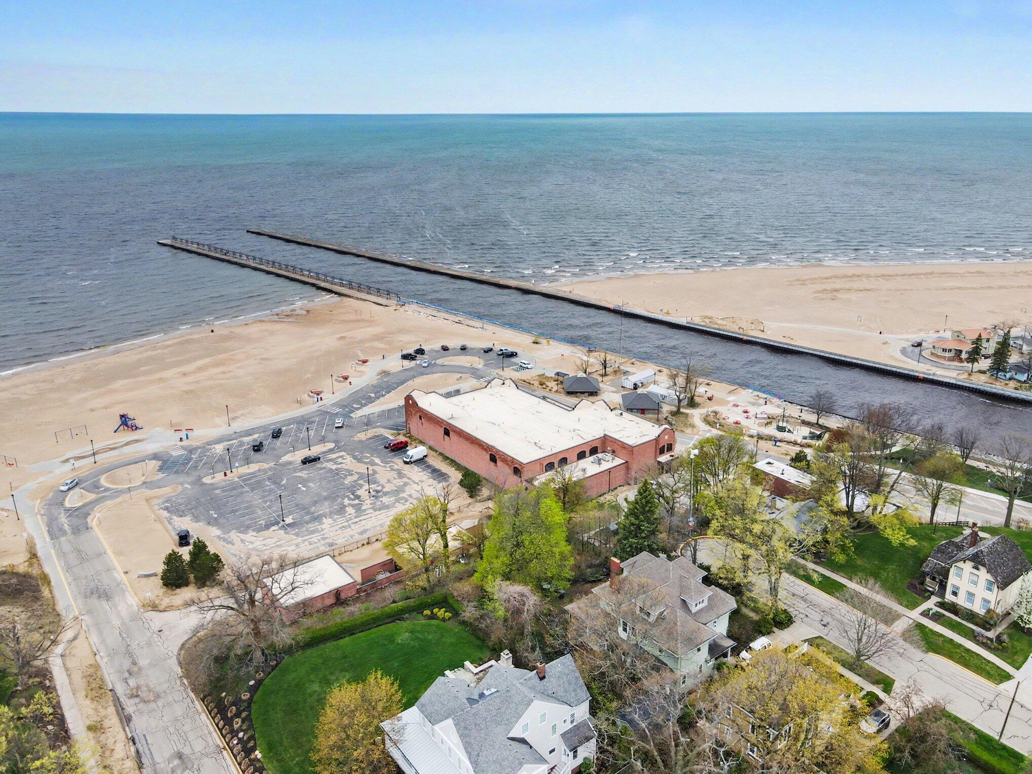 Ville Michigan Avenue South Haven MI 49090