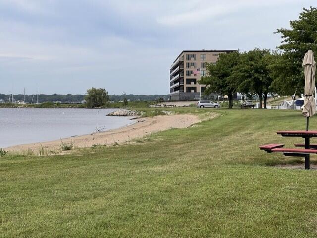 1200 Lakeshore Muskegon MI 49441