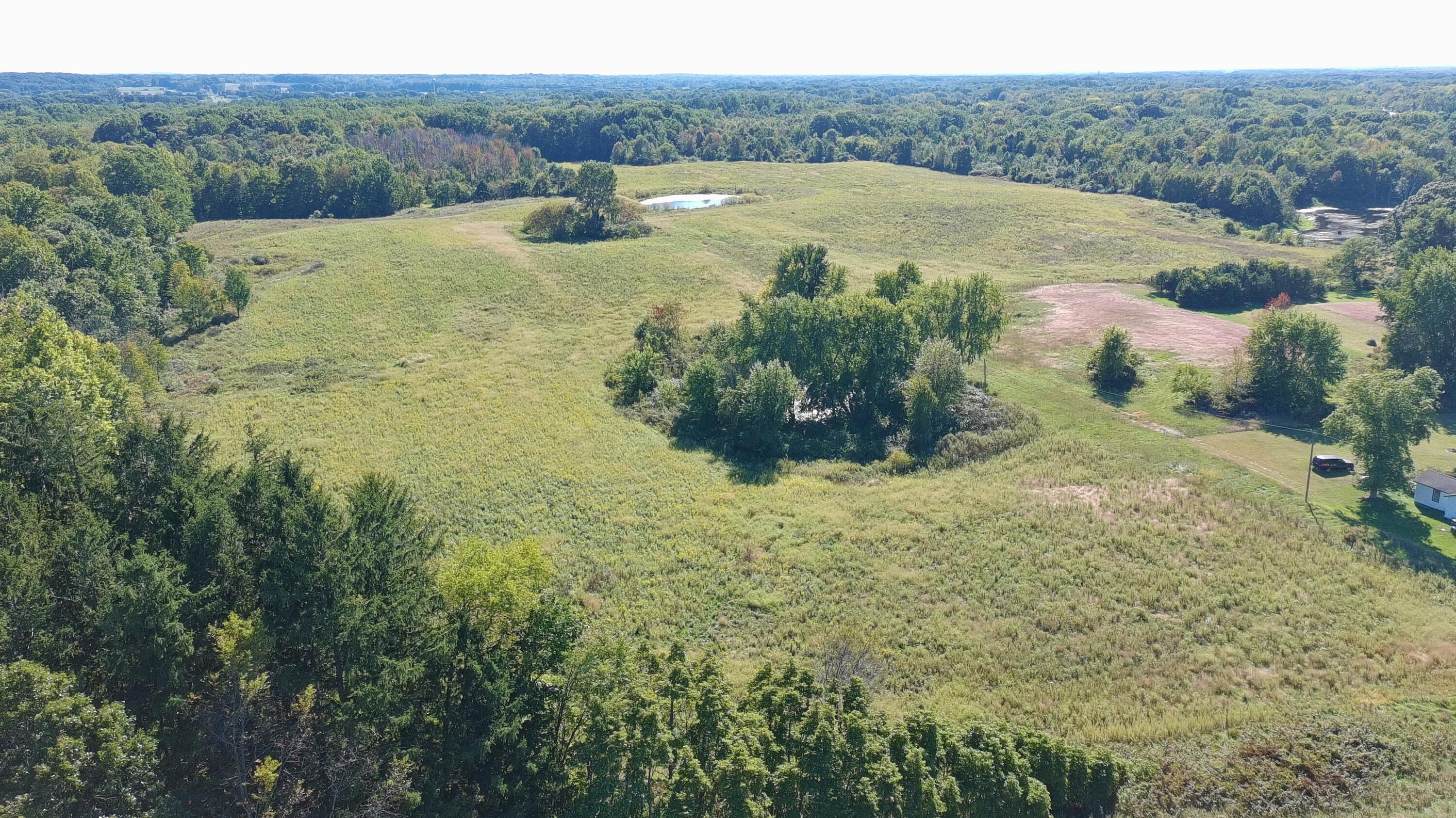 5710 Riverside Road Coloma MI 49038
